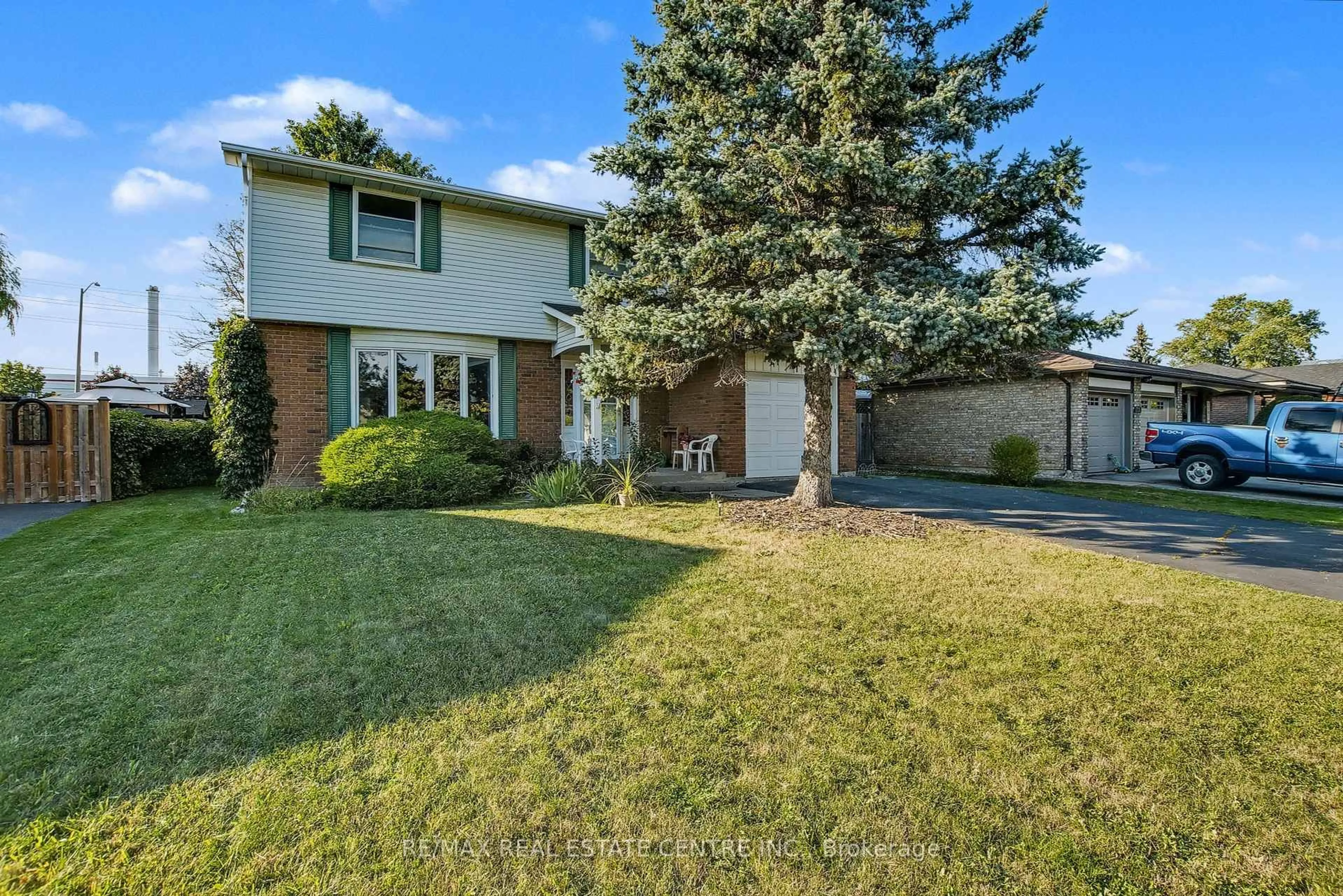 Unknown for 721 Willow Ave, Milton Ontario L9T 3E5