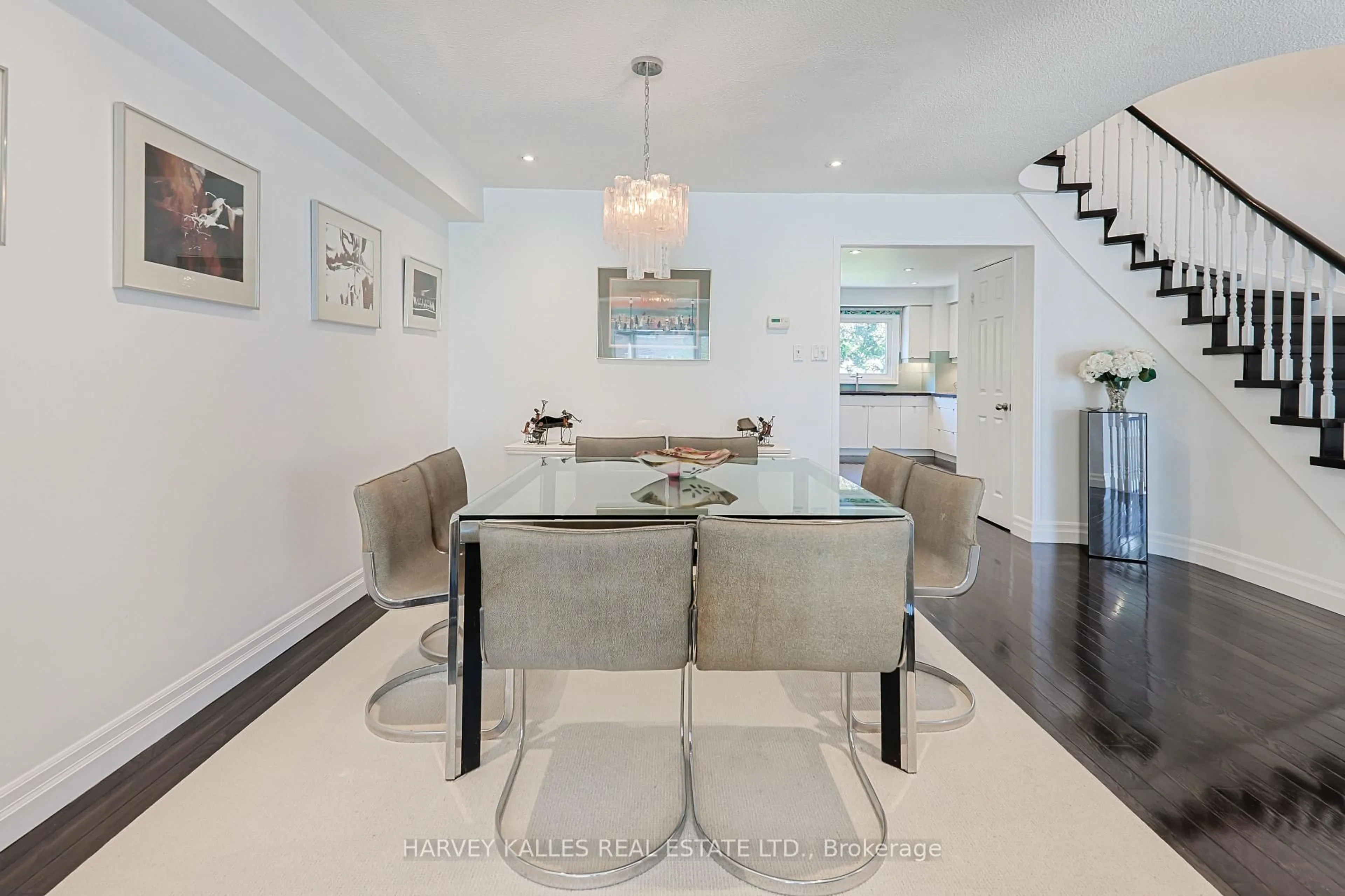 Dining room, unknown for 1050 Lindsay Dr, Oakville Ontario L6M 3B5