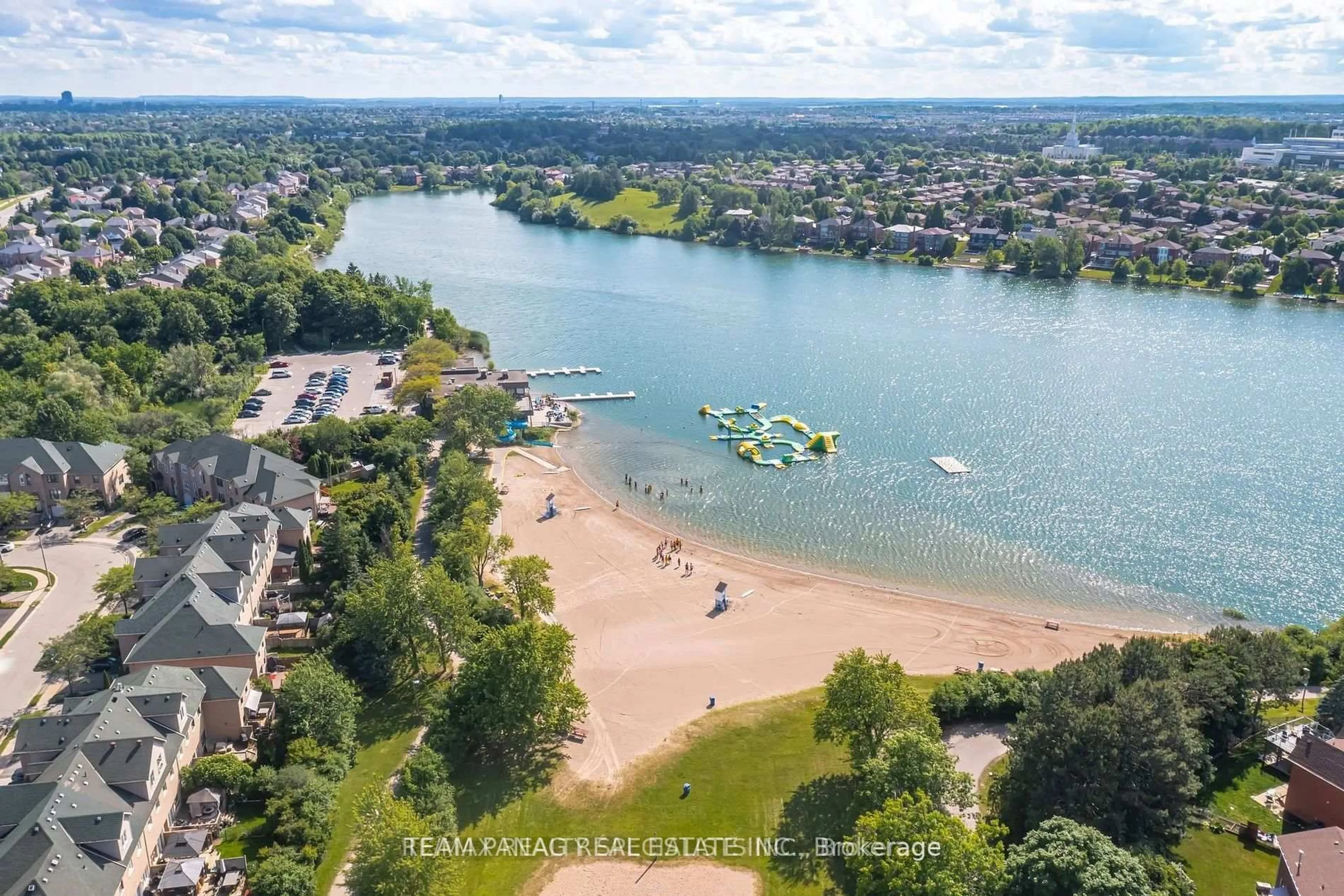 A pic from outside/outdoor area/front of a property/back of a property/a pic from drone, water/lake/river/ocean view for 21 Porteous Circ, Brampton Ontario L6S 5C1