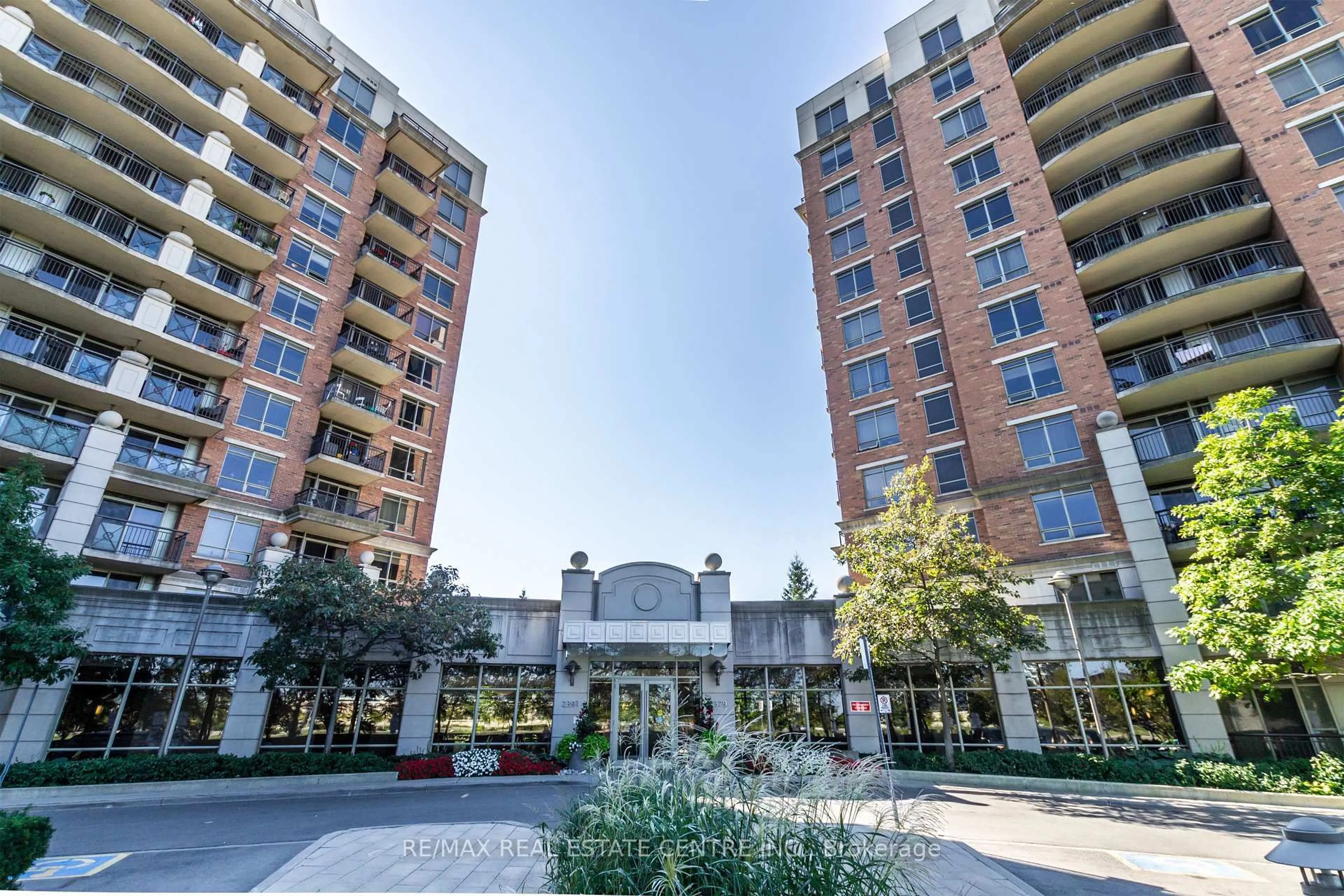 Patio, unknown for 2391 Central Park Dr #503, Oakville Ontario L6H 0E4