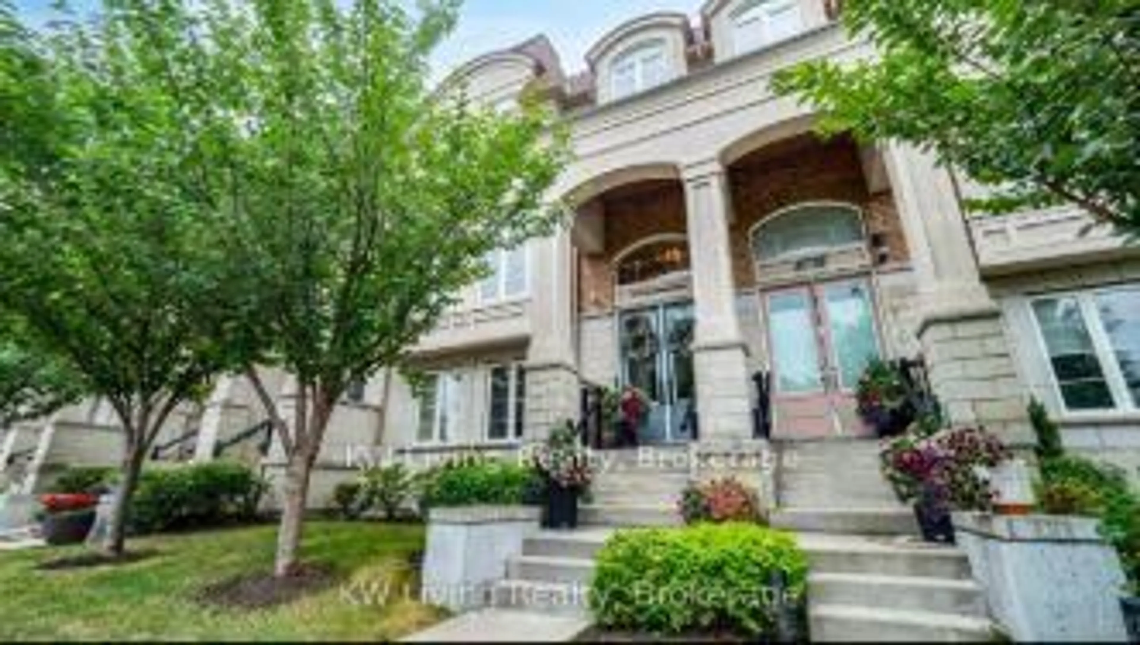 Home with brick exterior material, street for 5172 Thornwood Dr, Mississauga Ontario L4Z 0C4