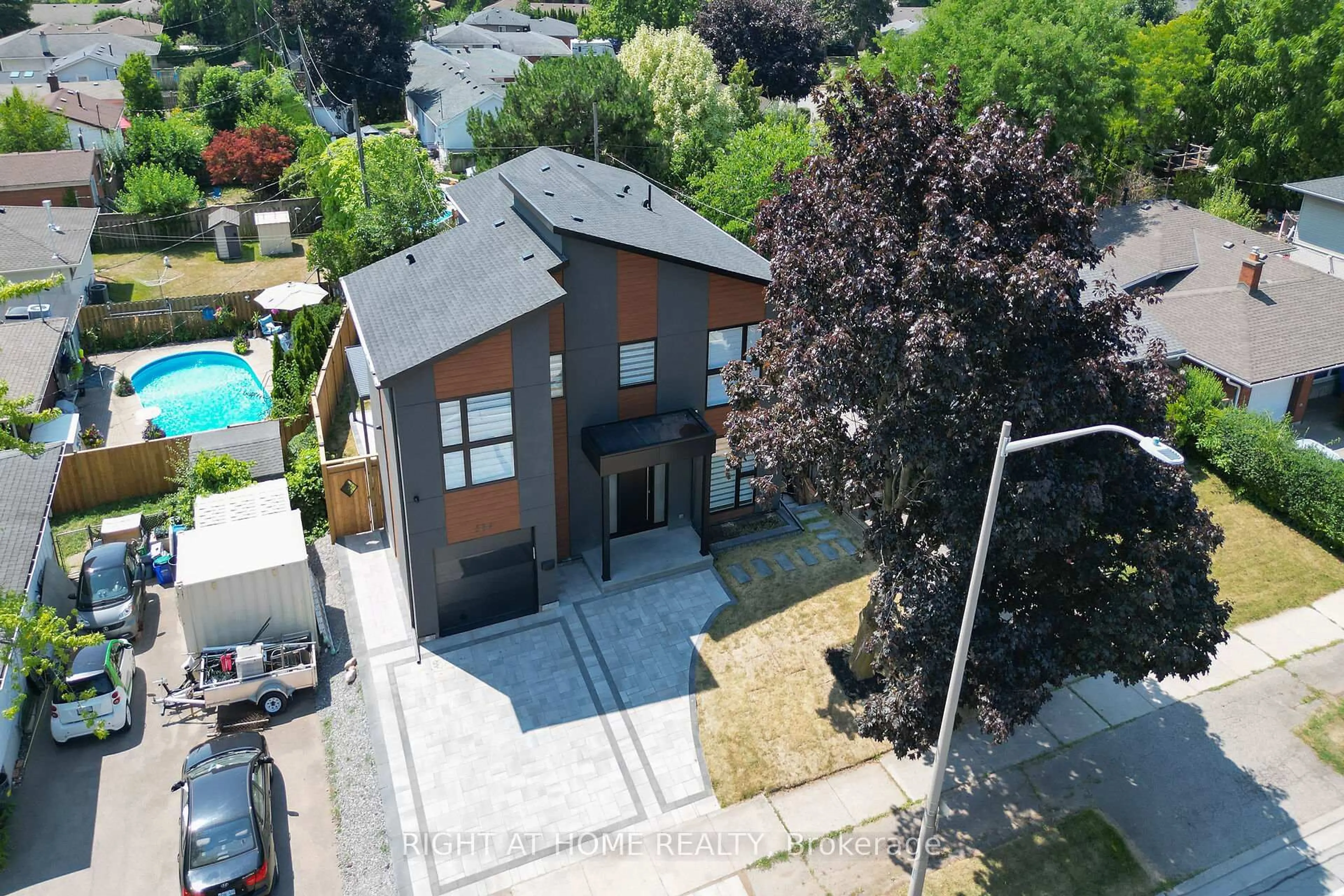 A pic from outside/outdoor area/front of a property/back of a property/a pic from drone, street for 584 WALKERS Line, Burlington Ontario L7N 2E5