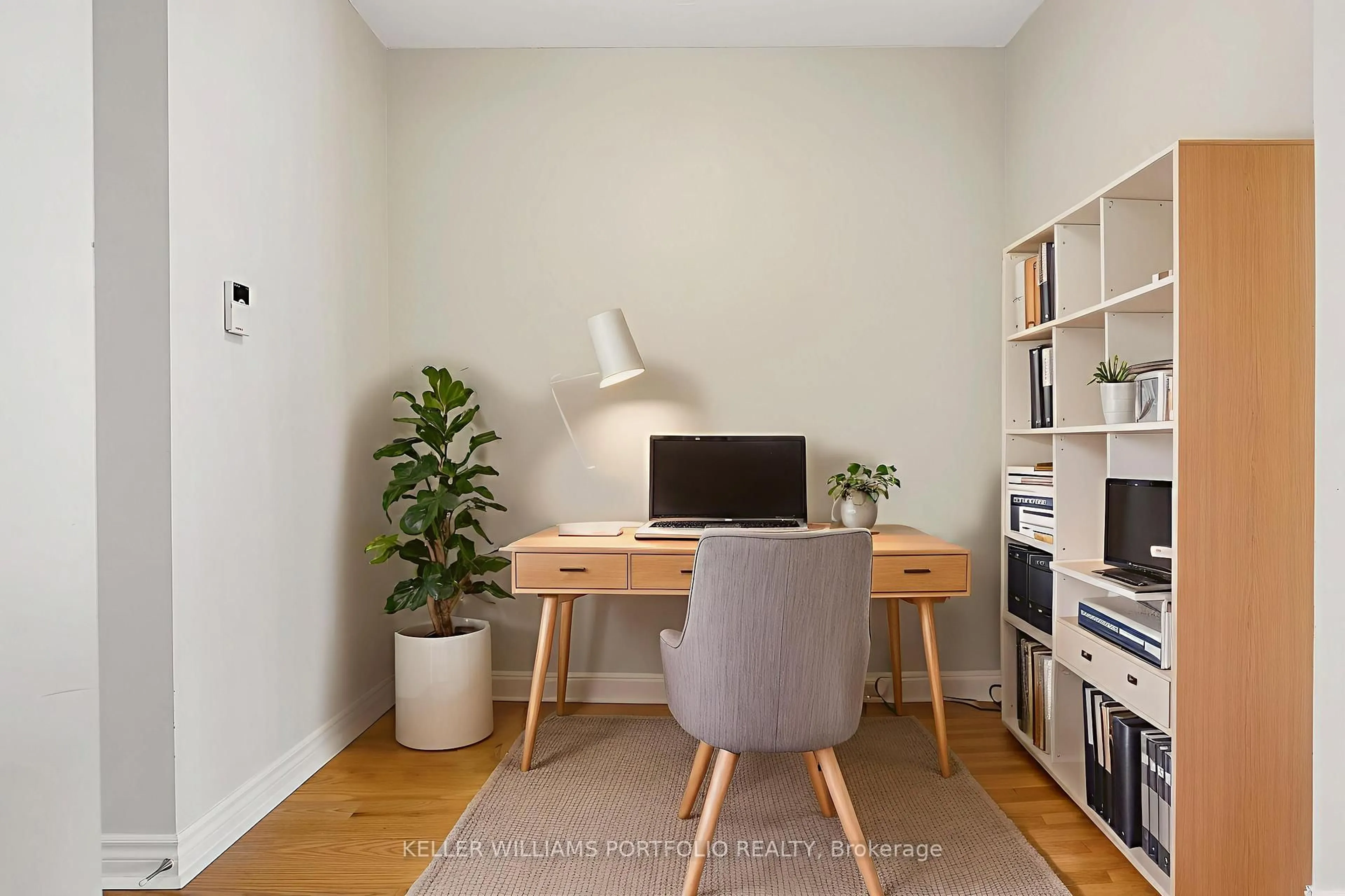 A pic of a room for 5229 Dundas St #707, Toronto Ontario M9B 6L9