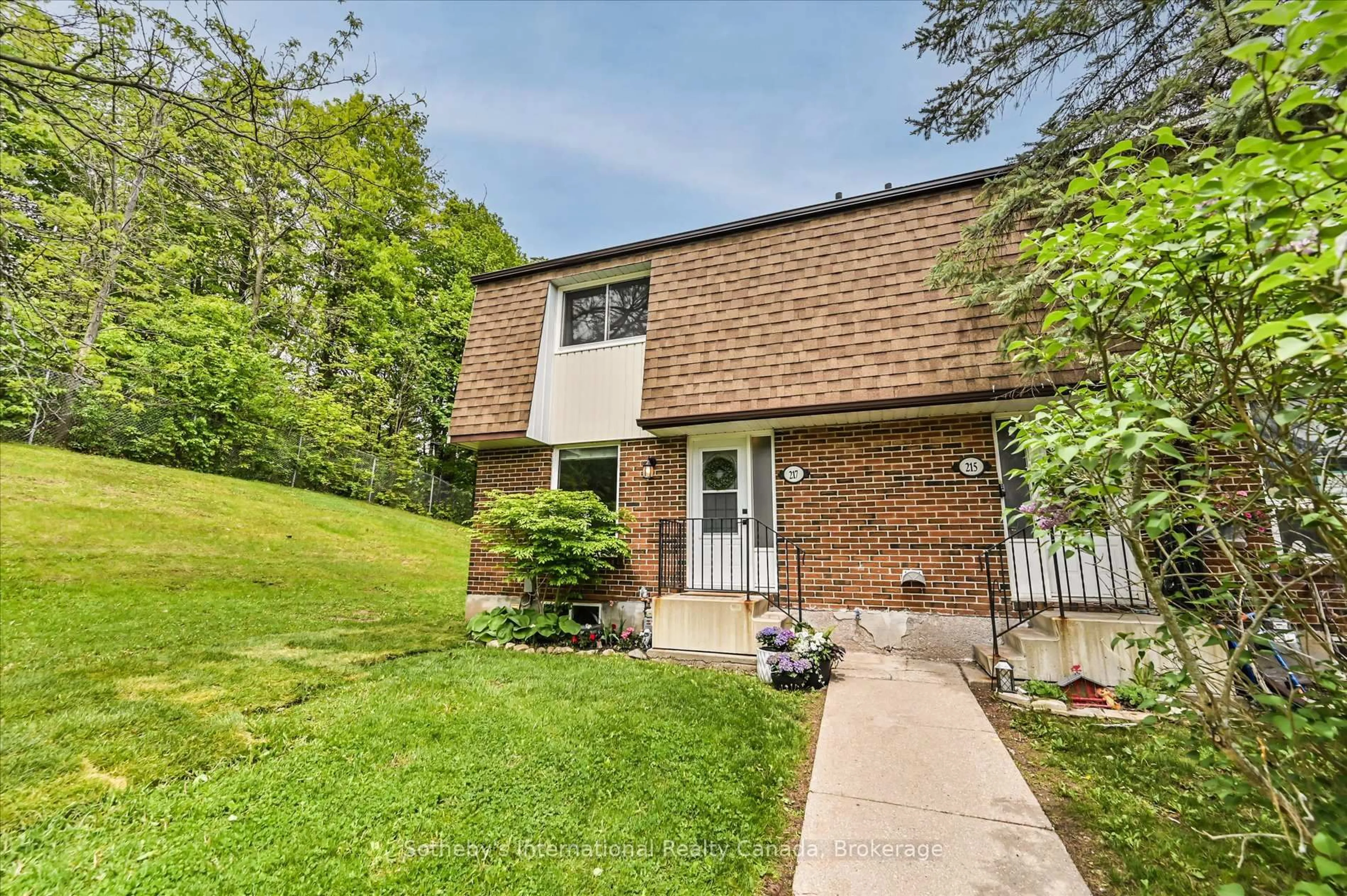 Unknown for 217 Kingham Rd, Halton Hills Ontario L7J 2T3