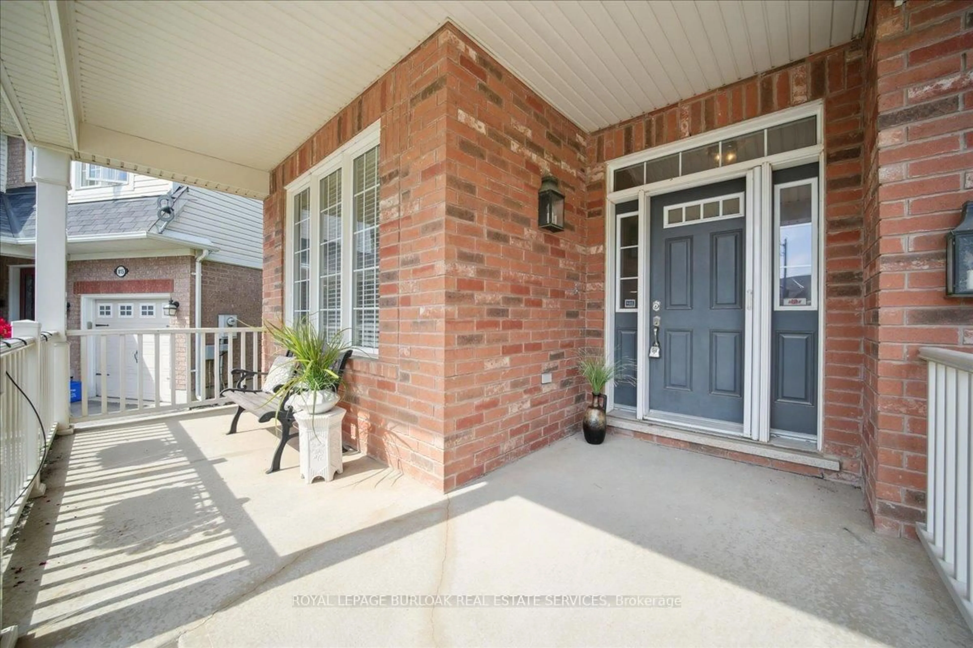 Unknown for 819 Howden Cres, Milton Ontario L9T 0K9