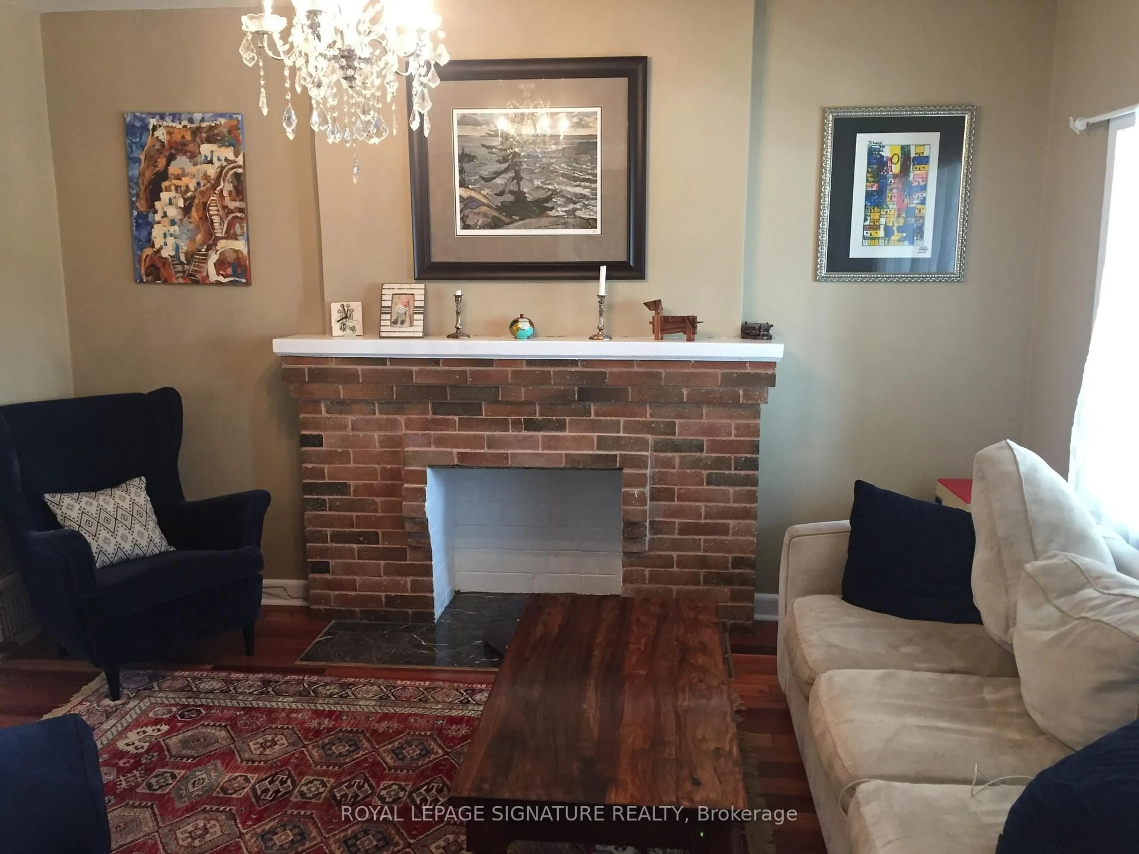 Living room with furniture, unknown for 87 Runnymede Rd, Toronto Ontario M6S 2Y4