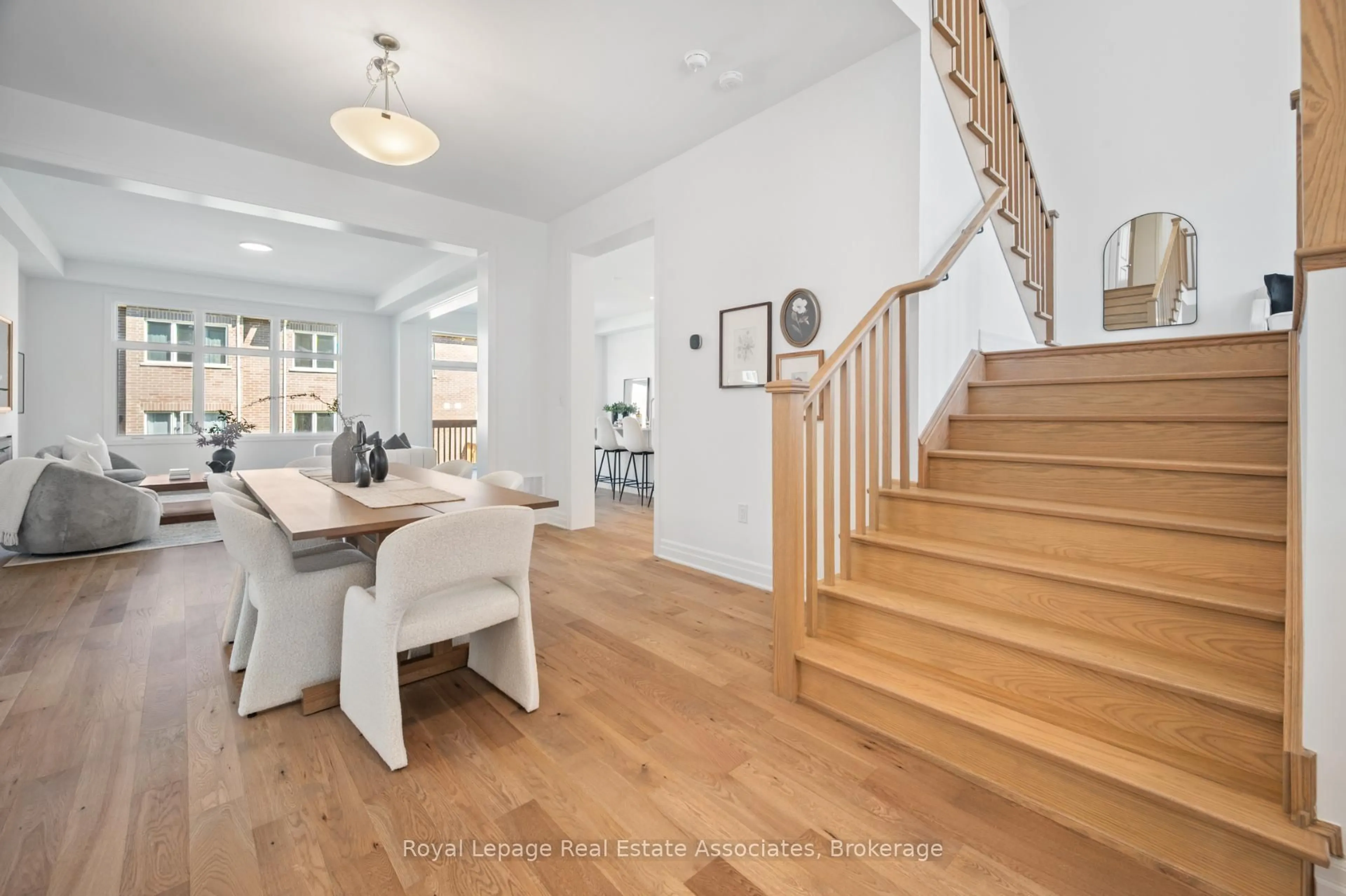 Unknown for 1164 Onyx Tr, Oakville Ontario L6H 8A6