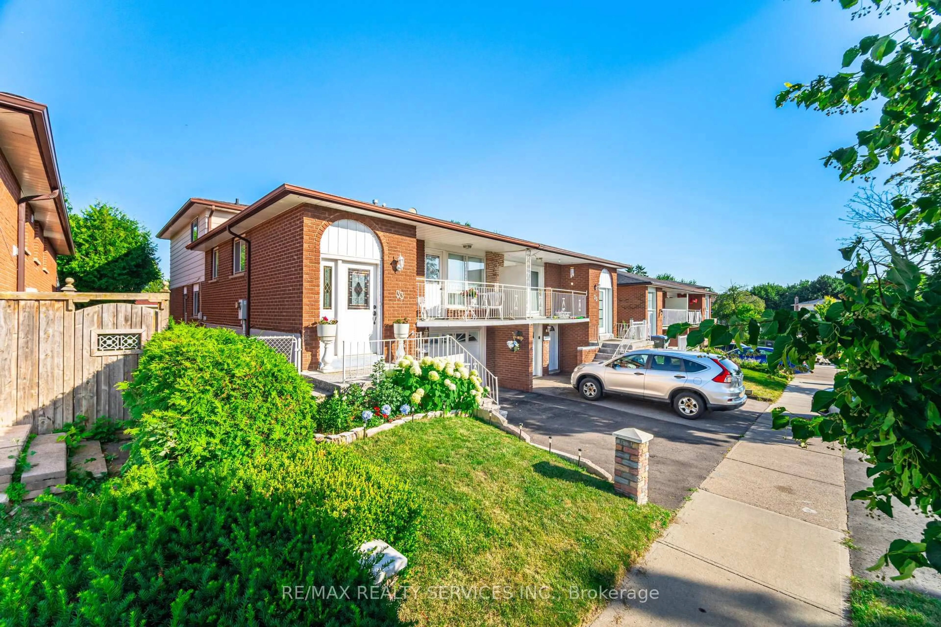 Unknown for 33 Tolton Dr, Brampton Ontario L6V 2P9
