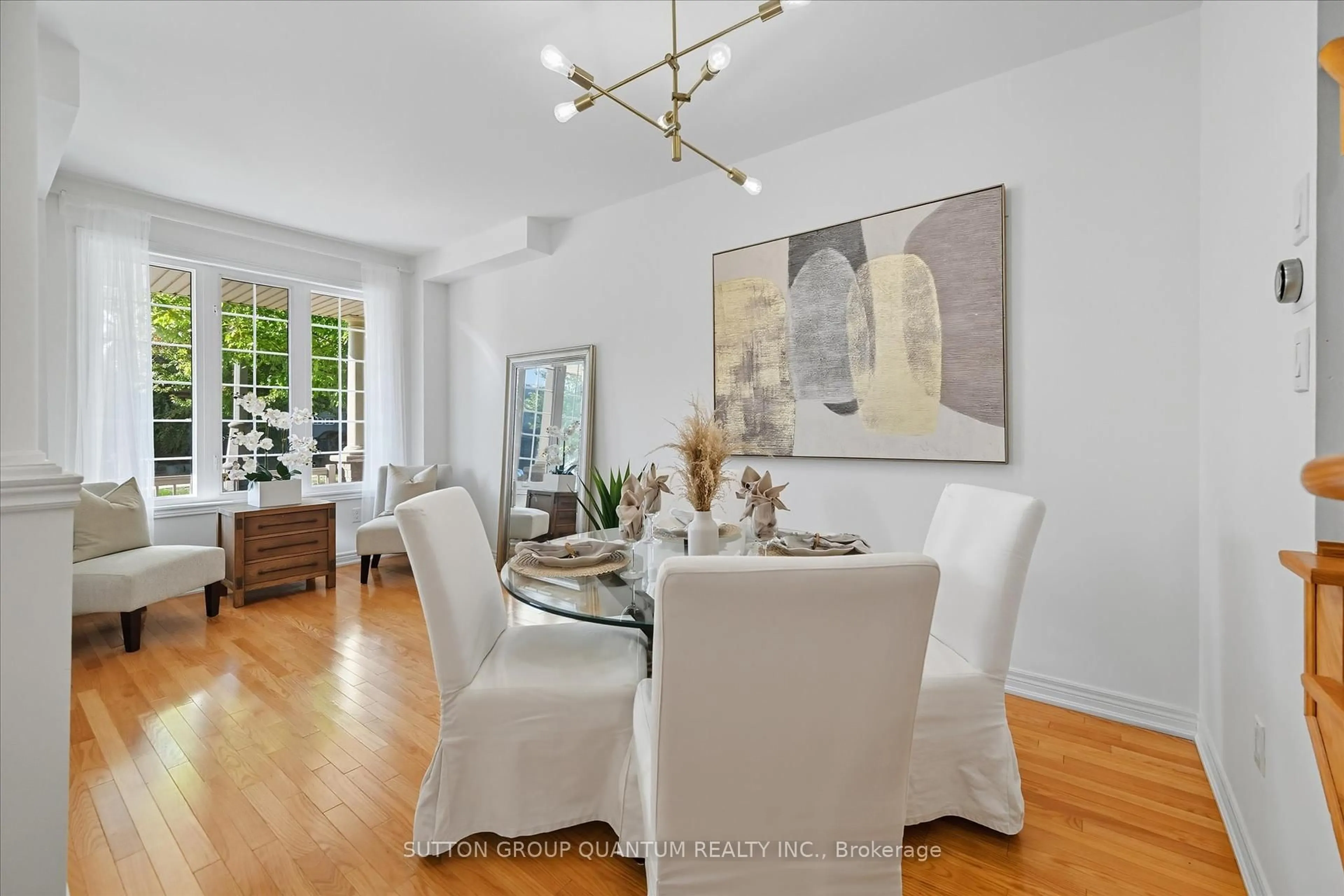 Dining room, unknown for 3392 Whilabout Terr, Oakville Ontario L6L 0A7