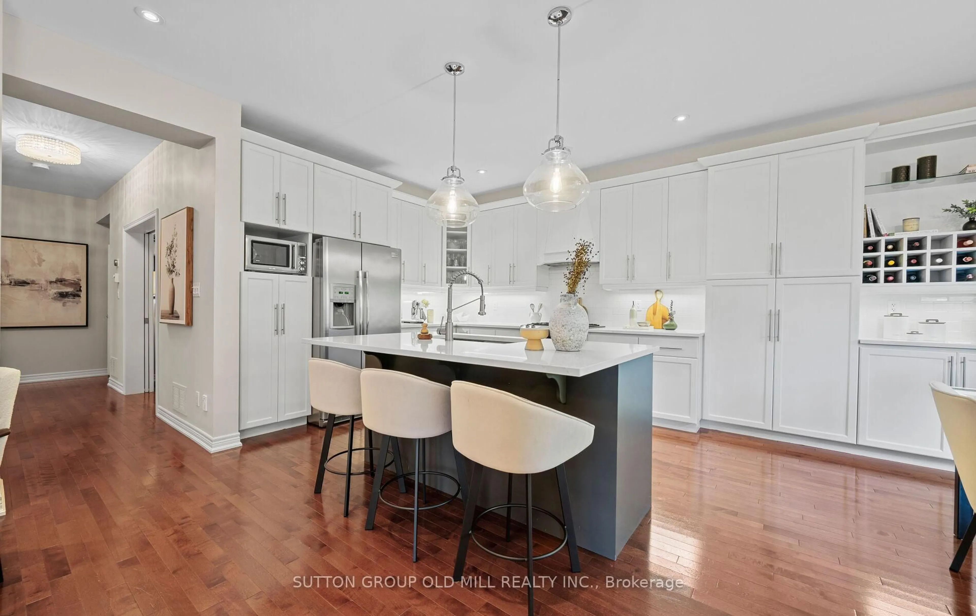Open concept kitchen, unknown for 3304 Stalybridge Dr, Oakville Ontario L6M 0K8