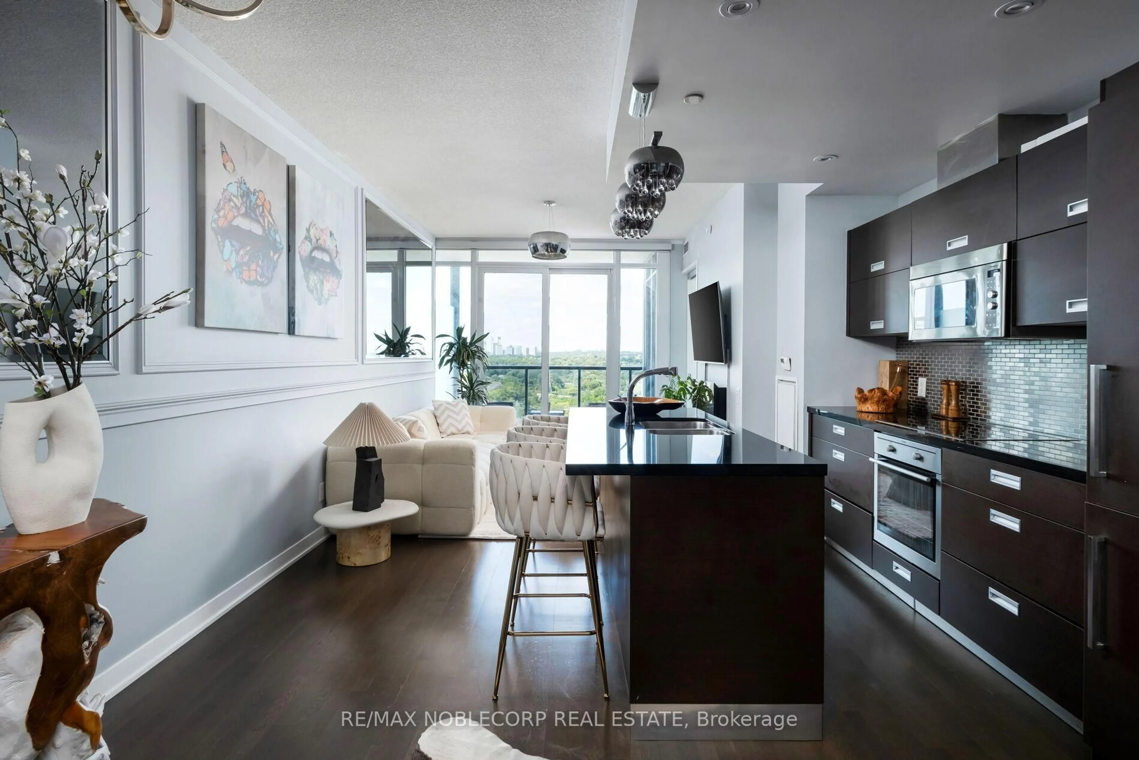Contemporary kitchen, unknown for 88 Park Lawn Rd #2212, Toronto Ontario M8Y 0B5