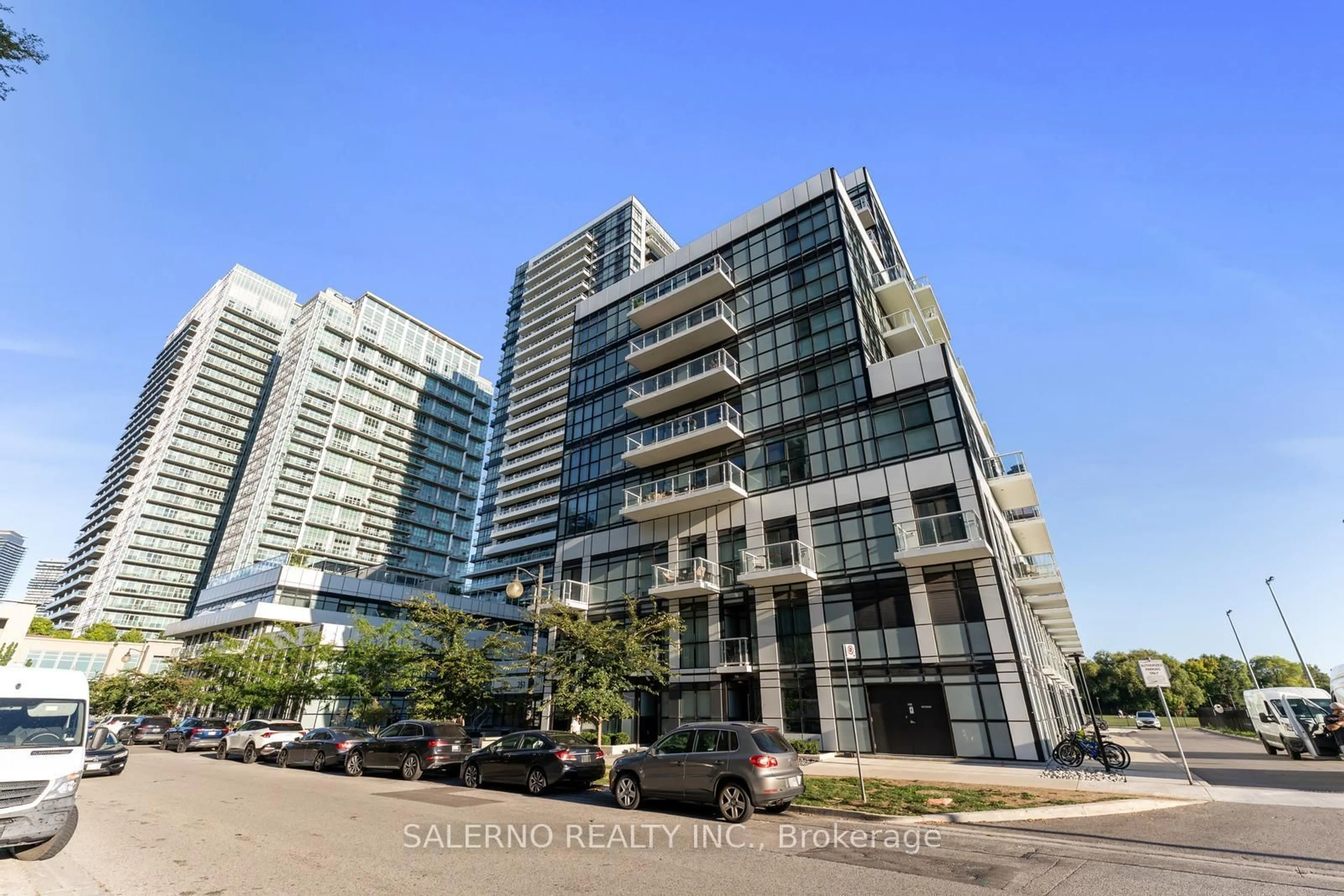 Unknown for 251 Manitoba St #610B, Toronto Ontario M8Y 4G9