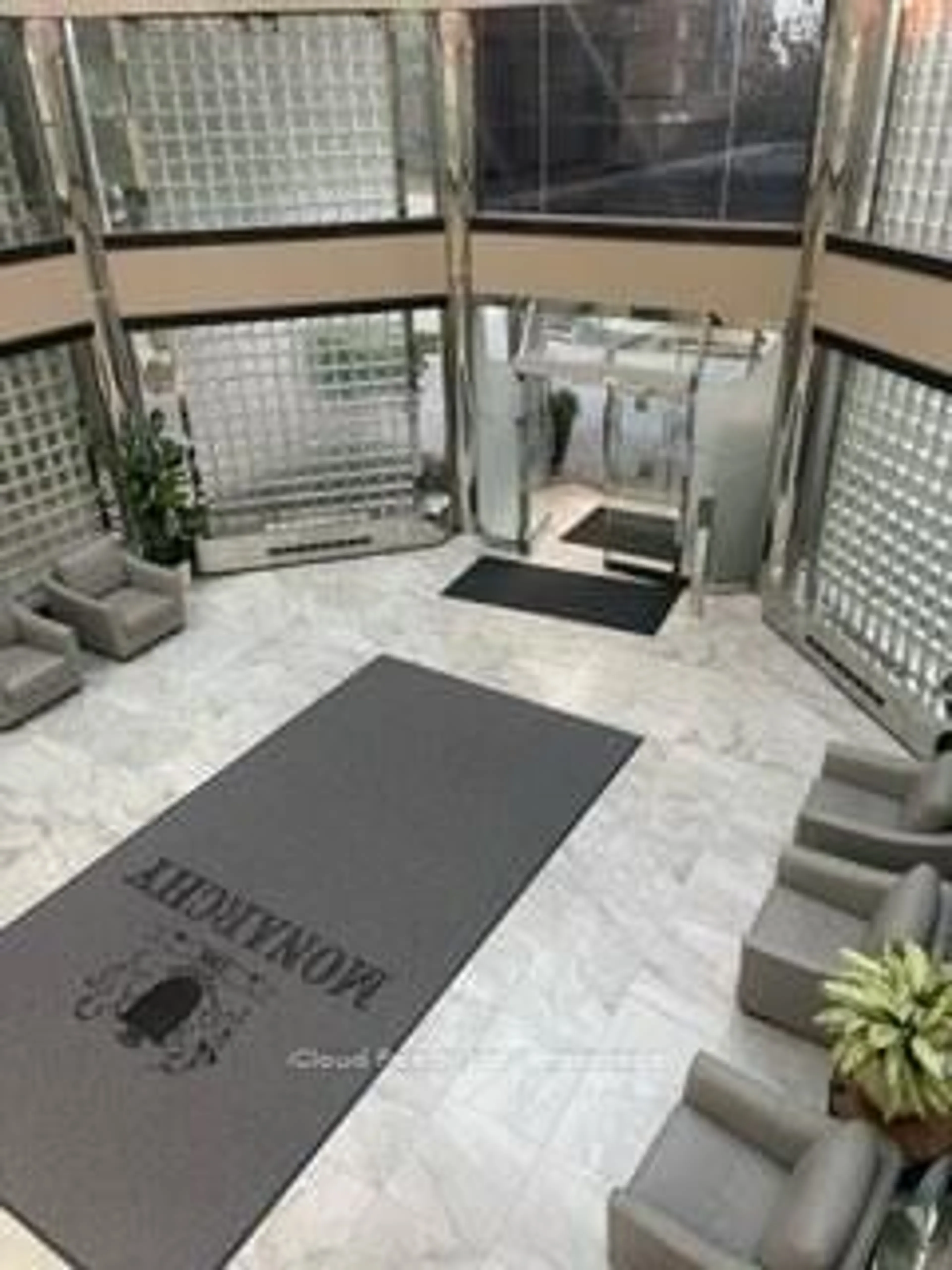 Lobby for 335 Webb Dr ##411, Mississauga Ontario L5B 4A1