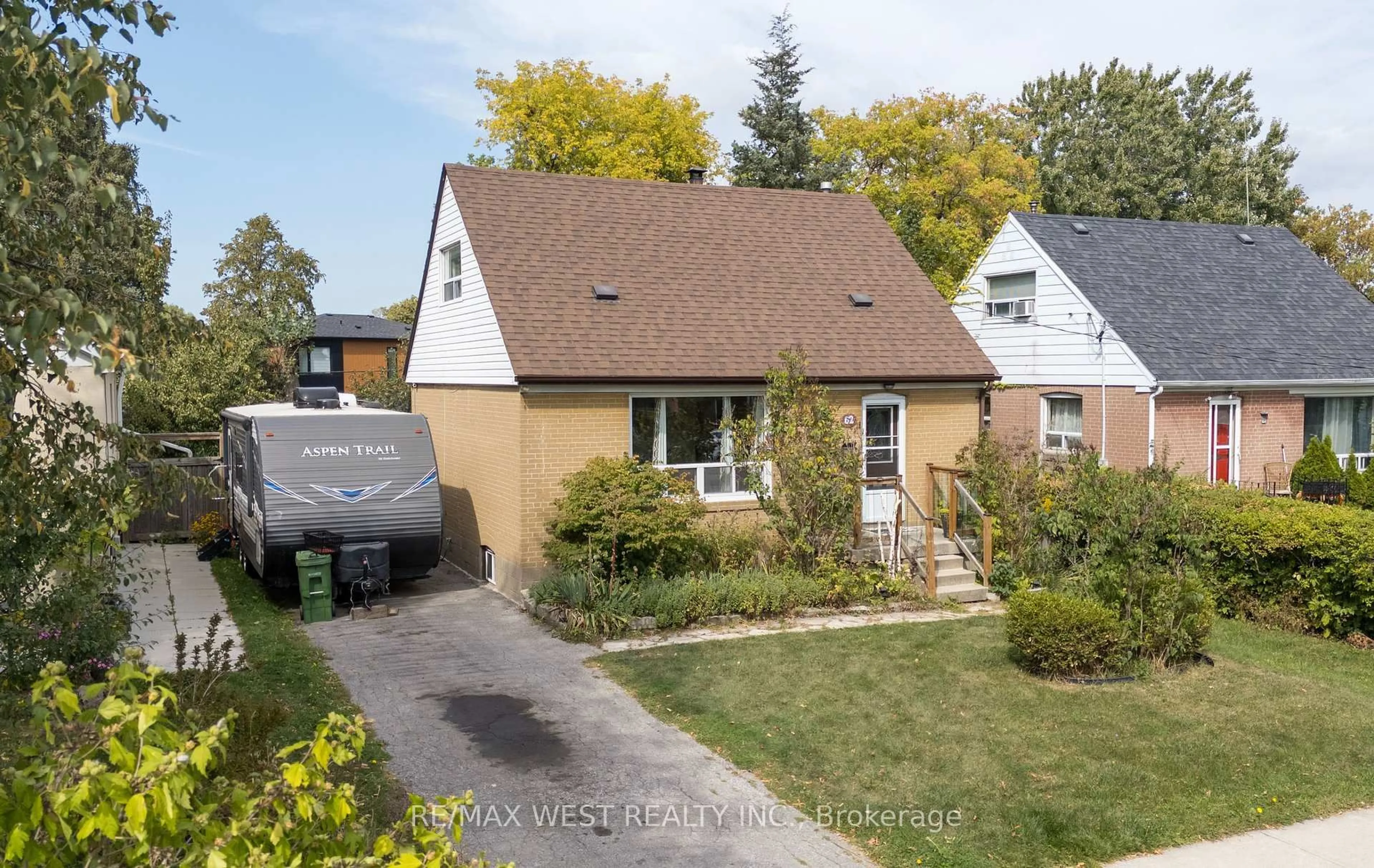 Unknown for 62 Allenby Ave, Toronto Ontario M9W 1S6