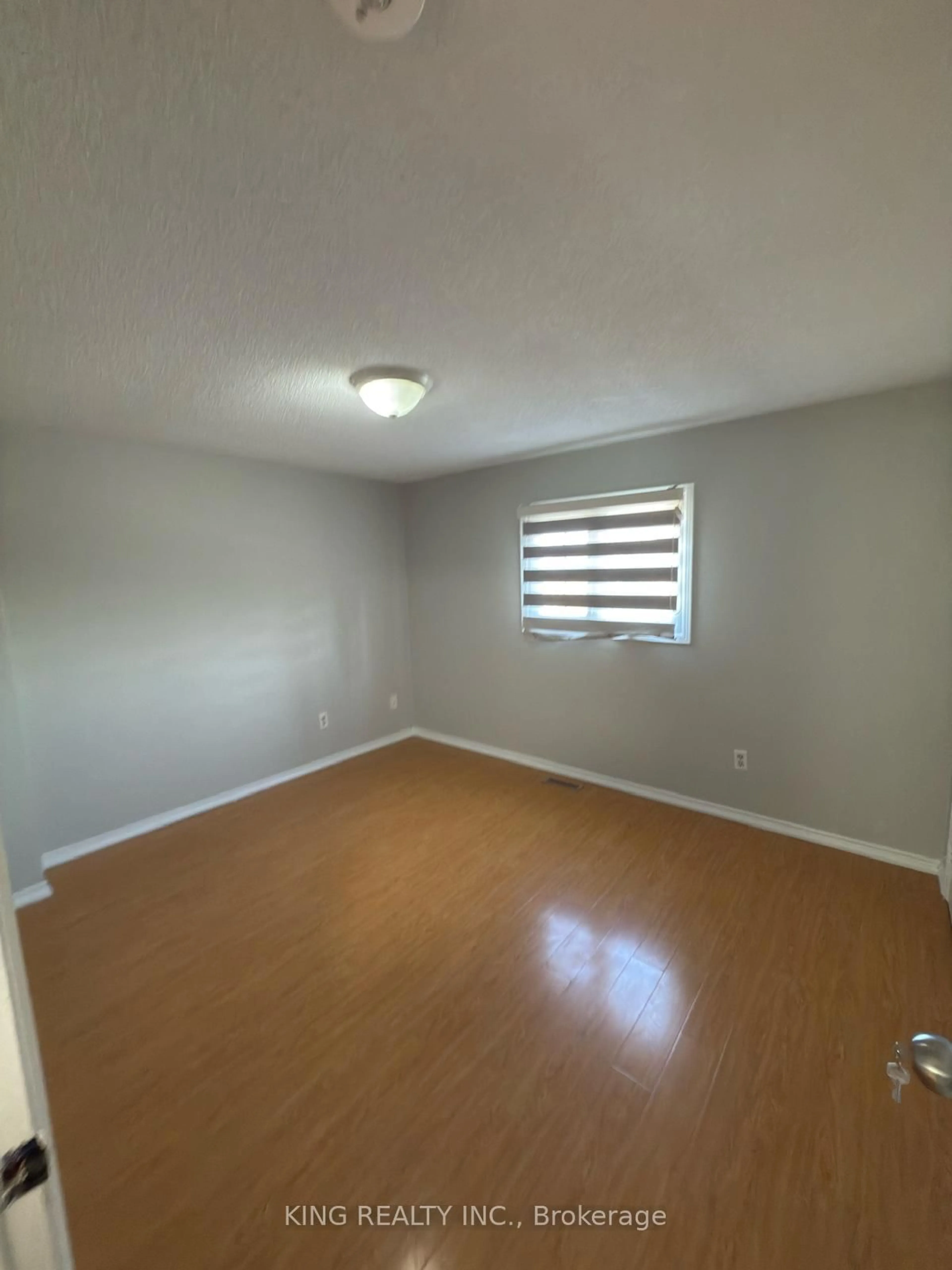 A pic of a room for 7 Clydesdale Circ, Brampton Ontario L6Y 3R4