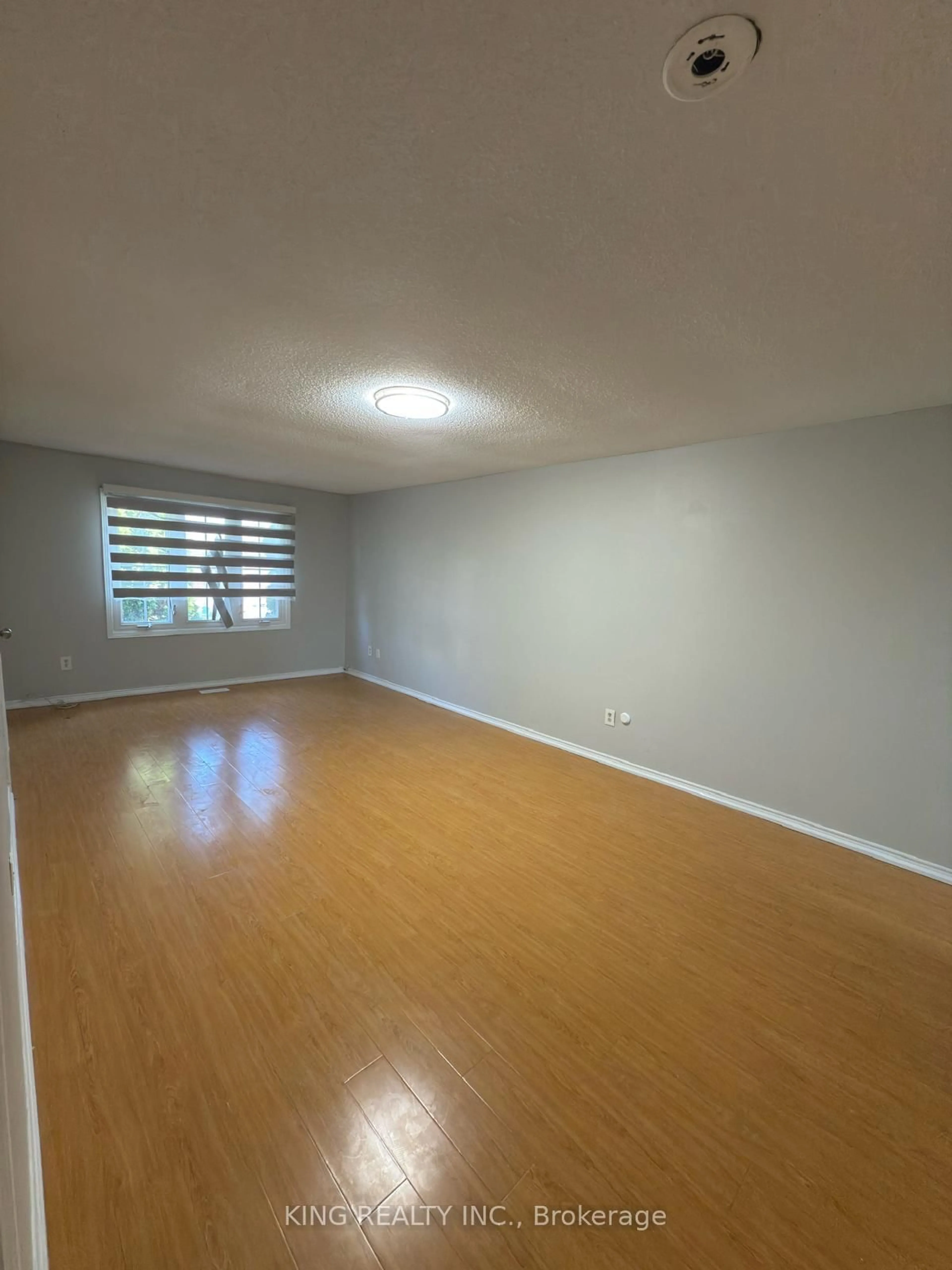 A pic of a room for 7 Clydesdale Circ, Brampton Ontario L6Y 3R4