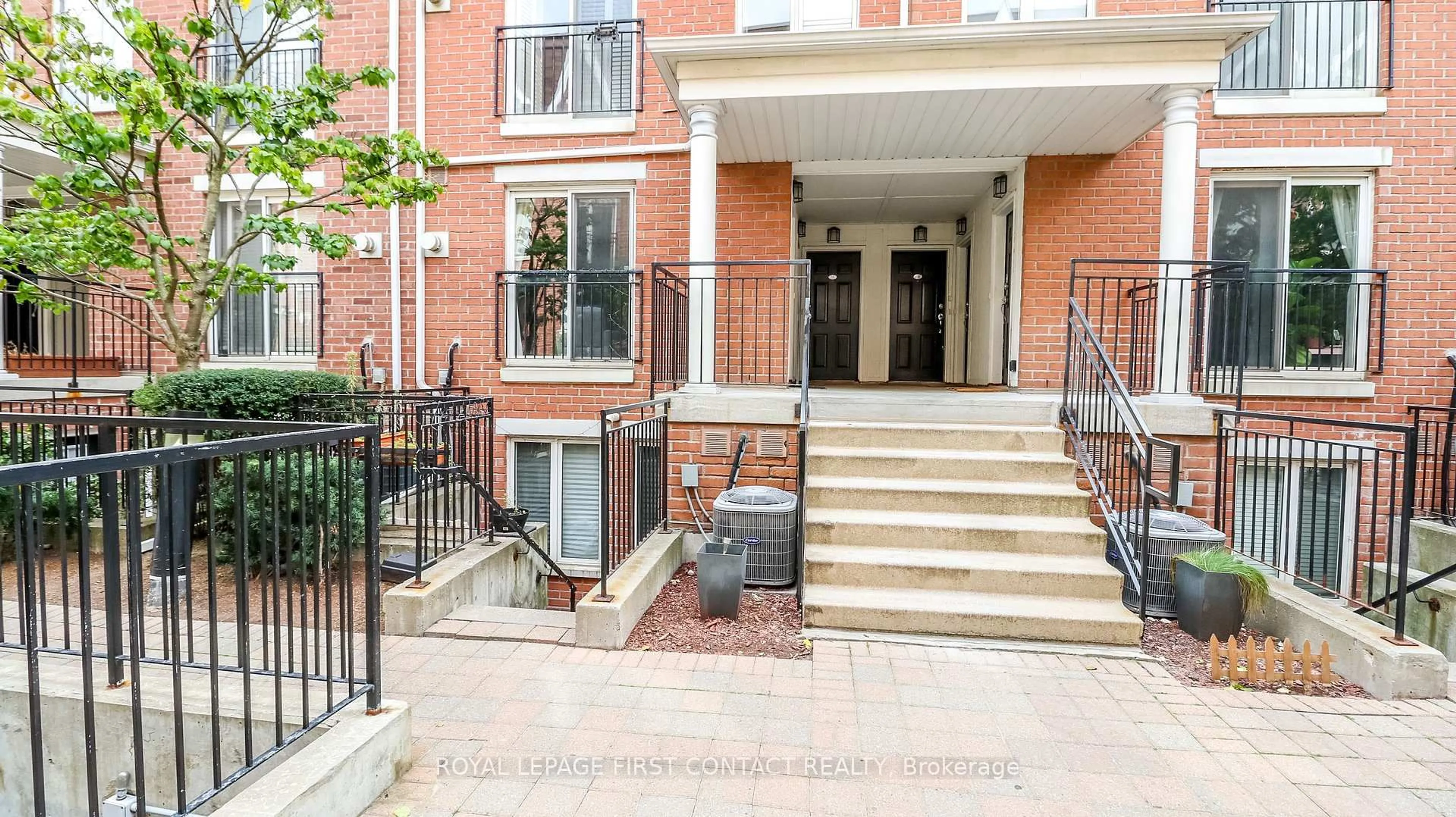 Unknown for 10 Laidlaw St #719, Toronto Ontario M6K 1X2
