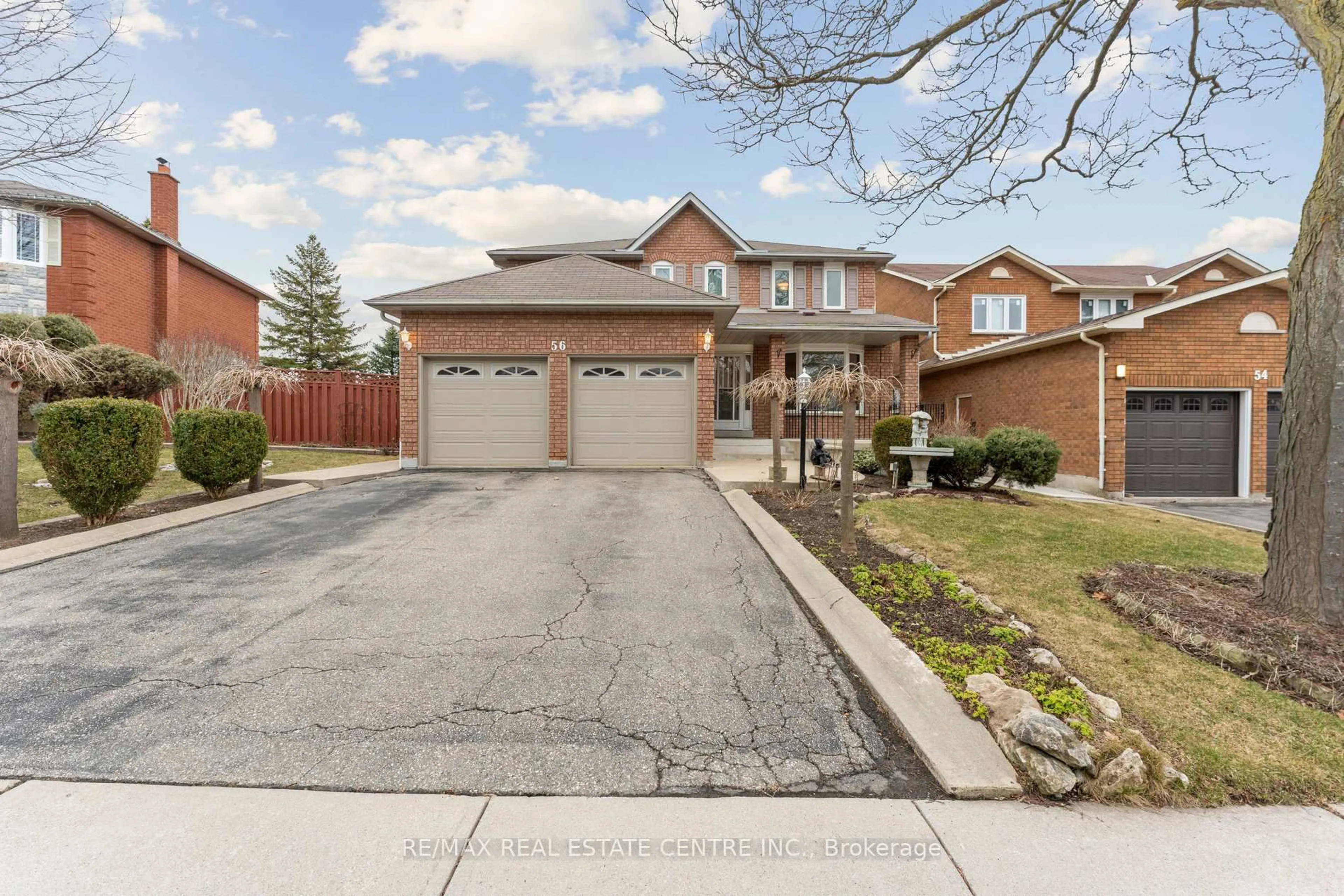 Unknown for 56 Canarvan Crt, Brampton Ontario L6Y 4N1