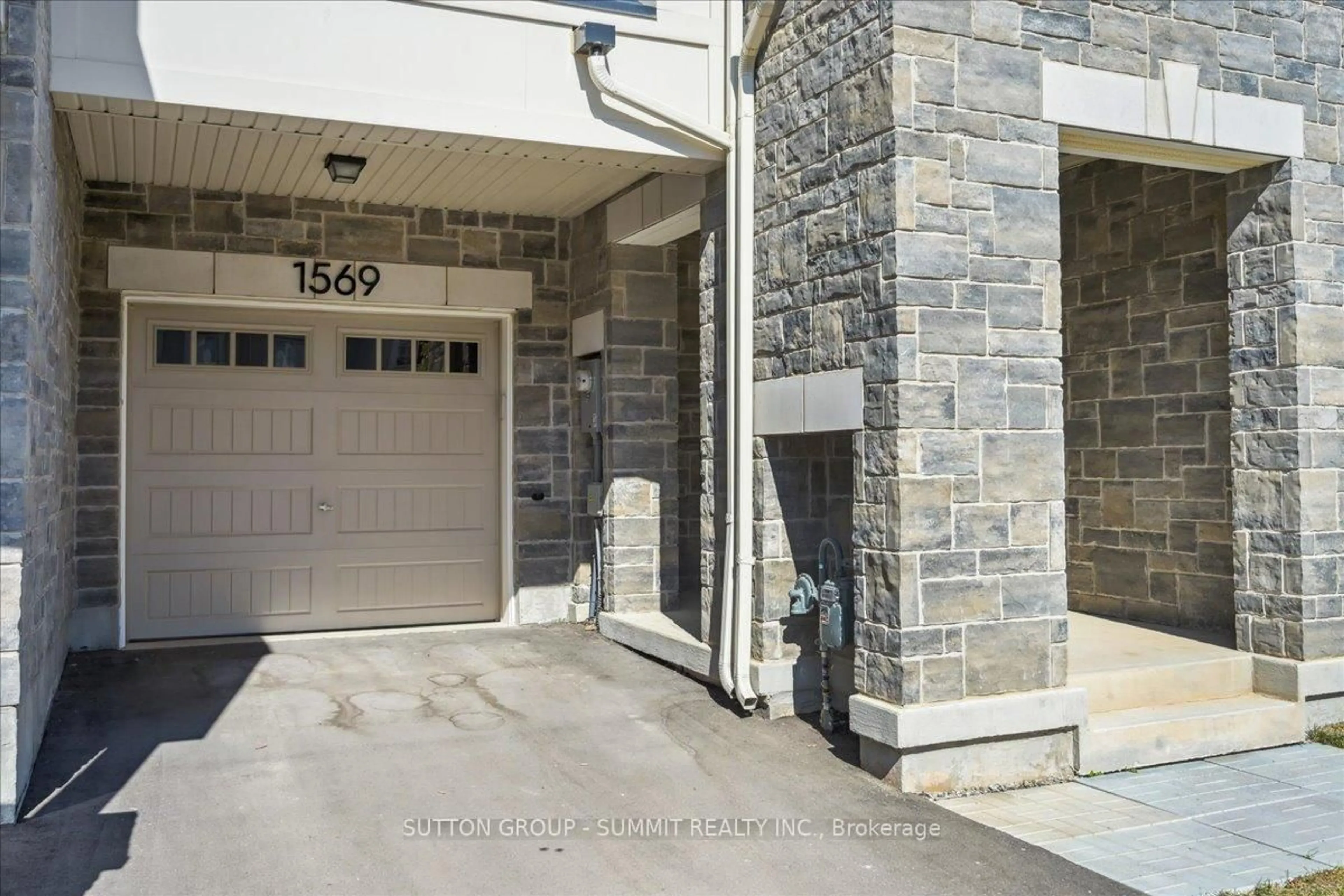 Unknown for 1569 Denison Pl, Milton Ontario L9E 1Y2