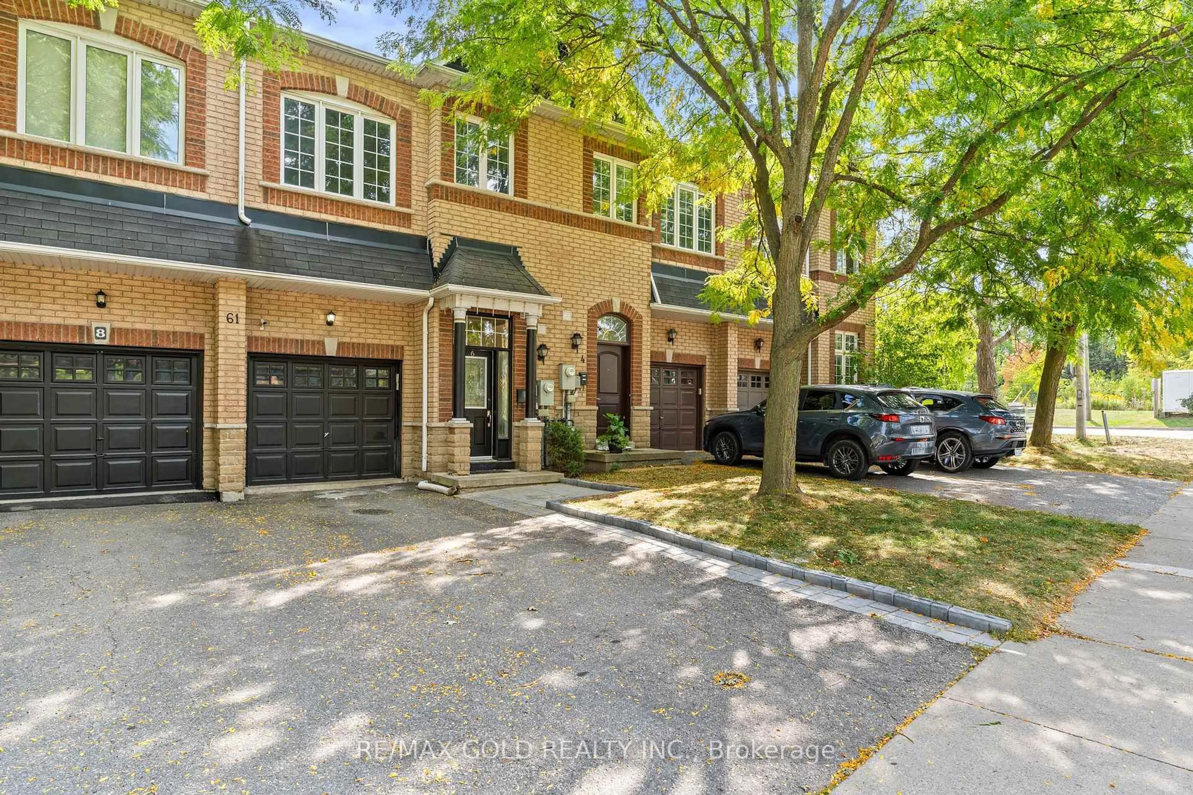 Unknown for 61 Nelson St #6, Brampton Ontario L6X 1C4