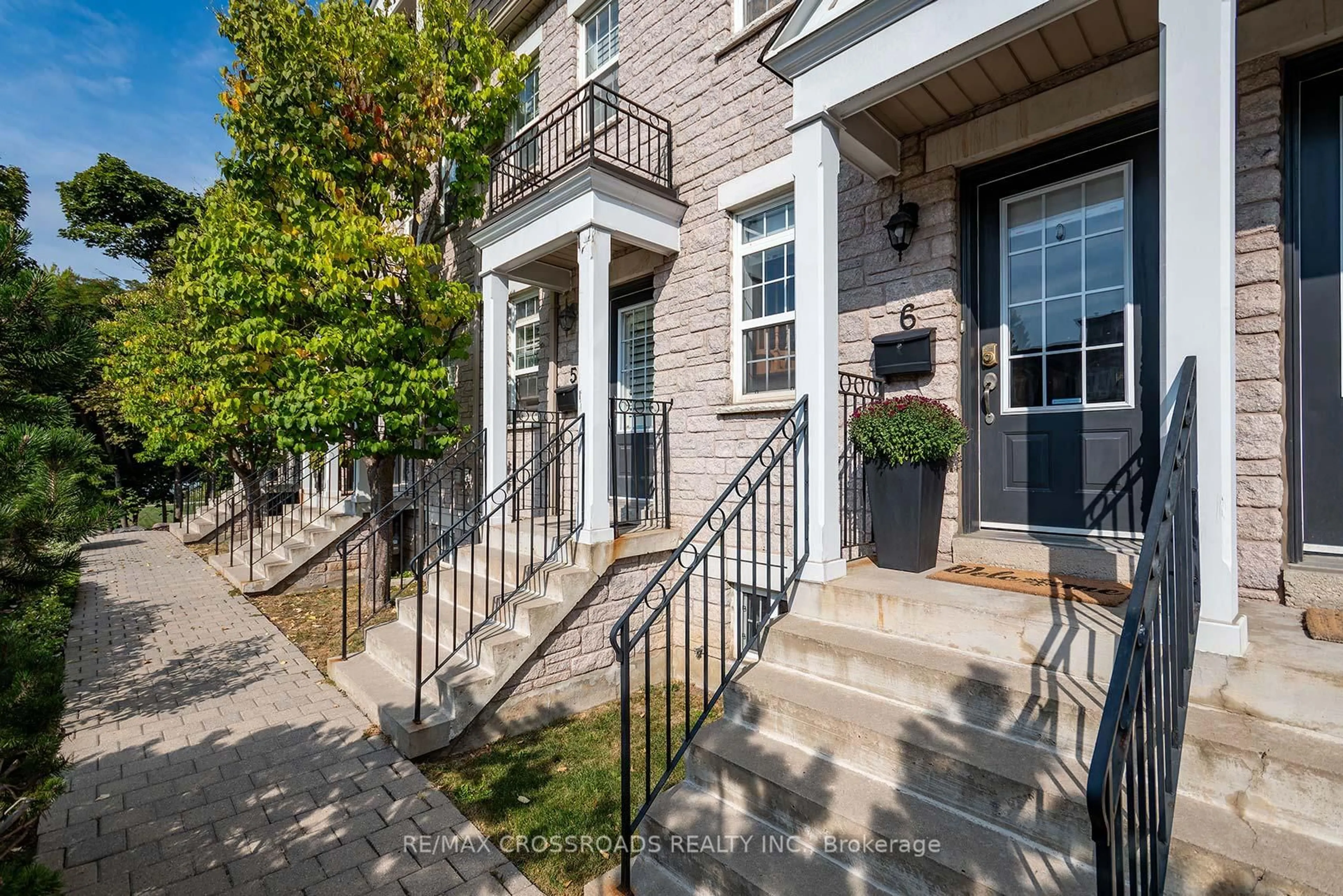 Home with brick exterior material, street for 3890 Bloor St #6, Toronto Ontario M9B 1L7