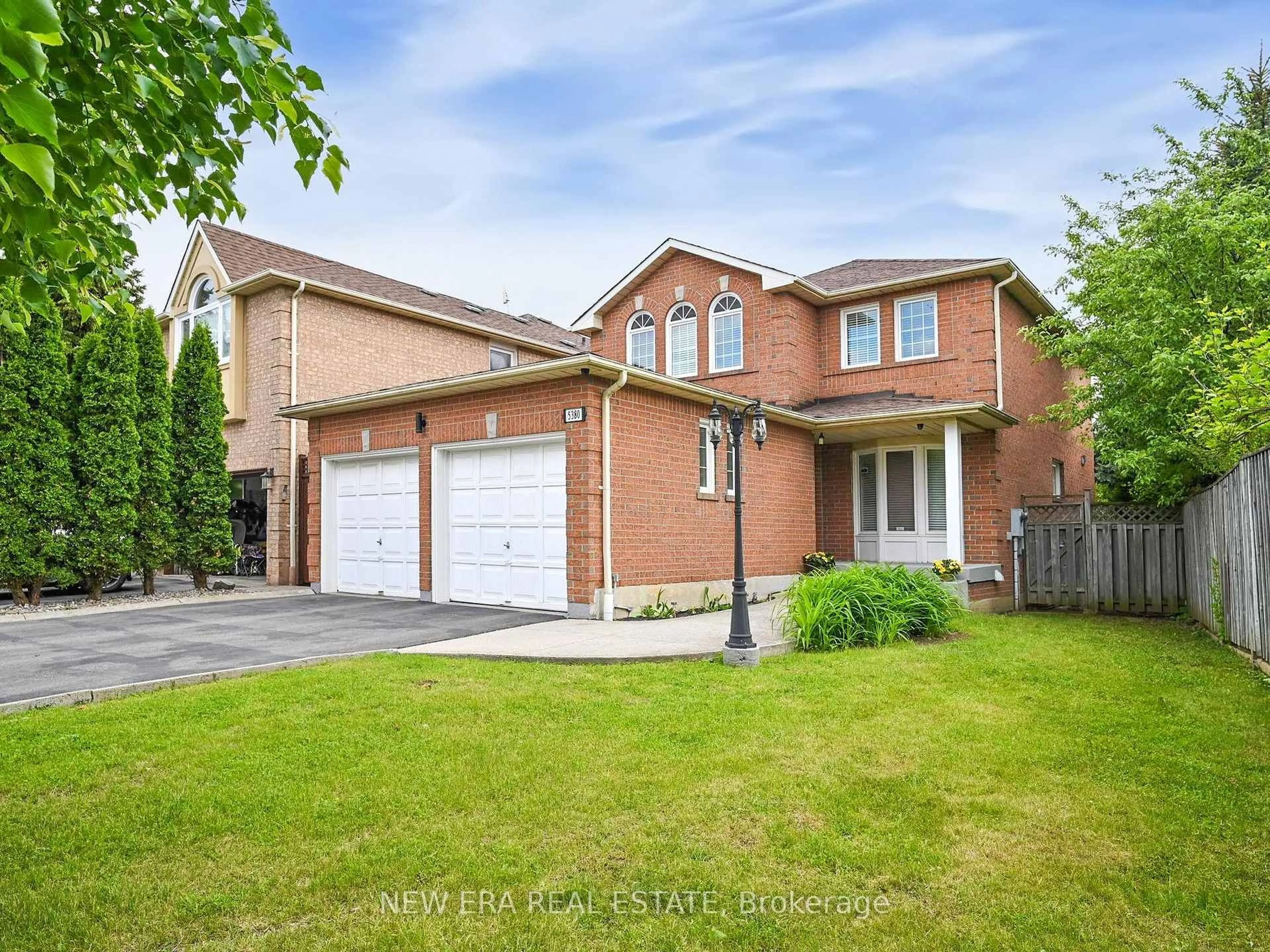 Home with brick exterior material, street for 5380 Floral Hill Cres, Mississauga Ontario L5V 1V3