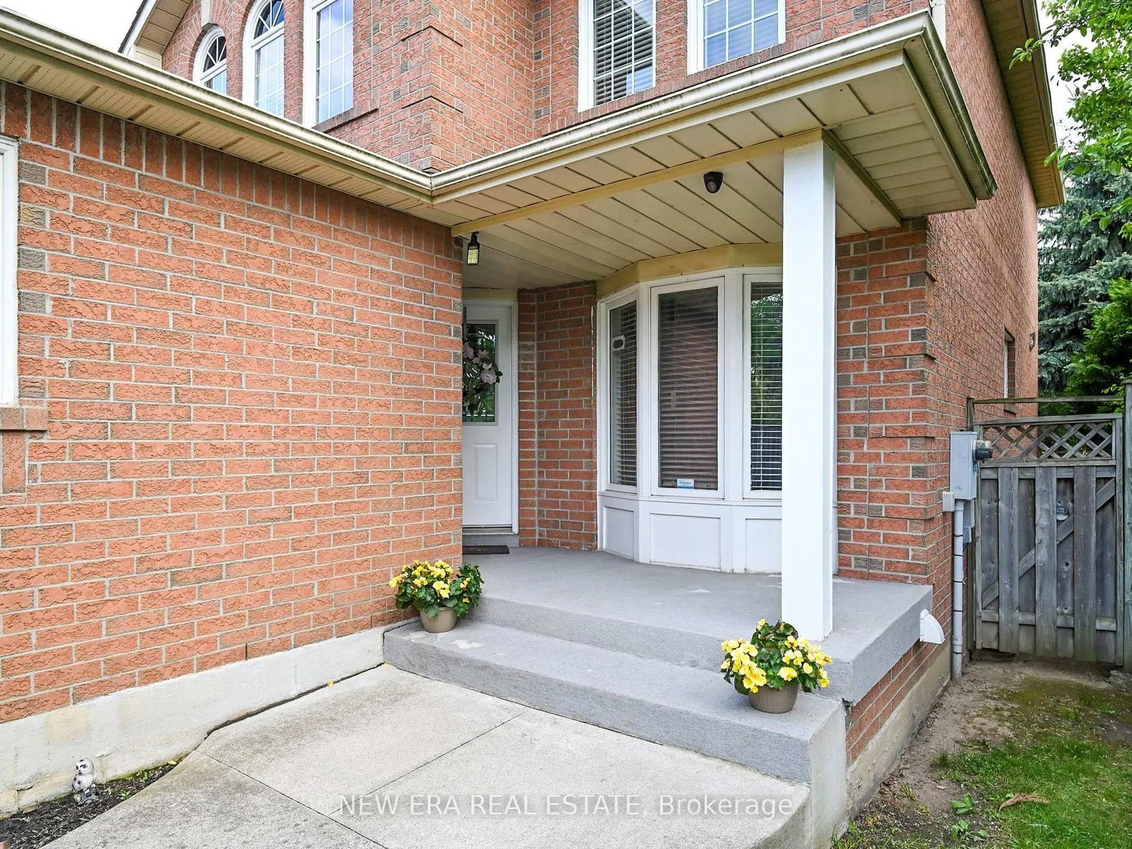 Unknown for 5380 Floral Hill Cres, Mississauga Ontario L5V 1V3