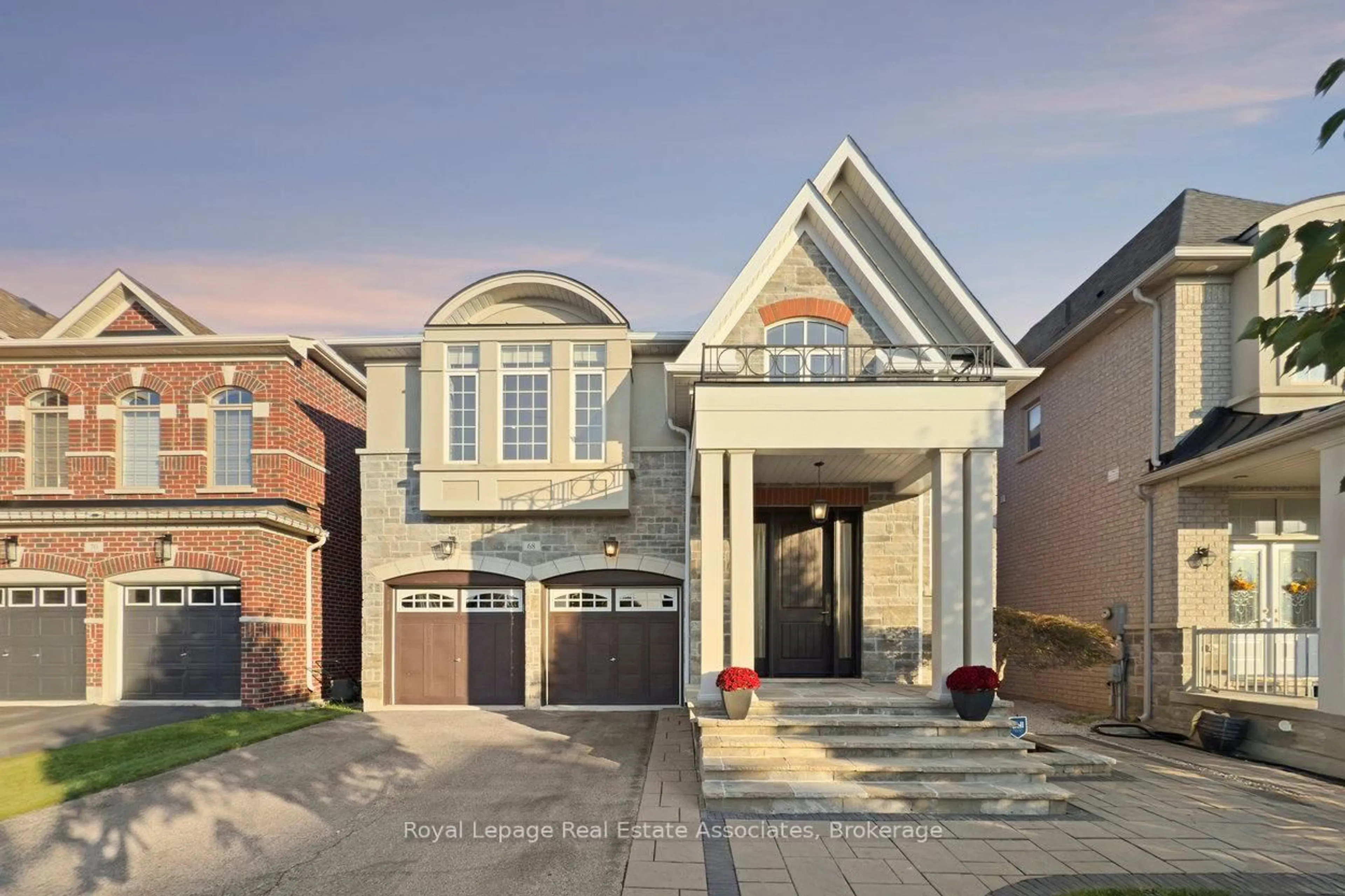 Home with brick exterior material, street for 68 Jolana Cres, Halton Hills Ontario L7G 0G4