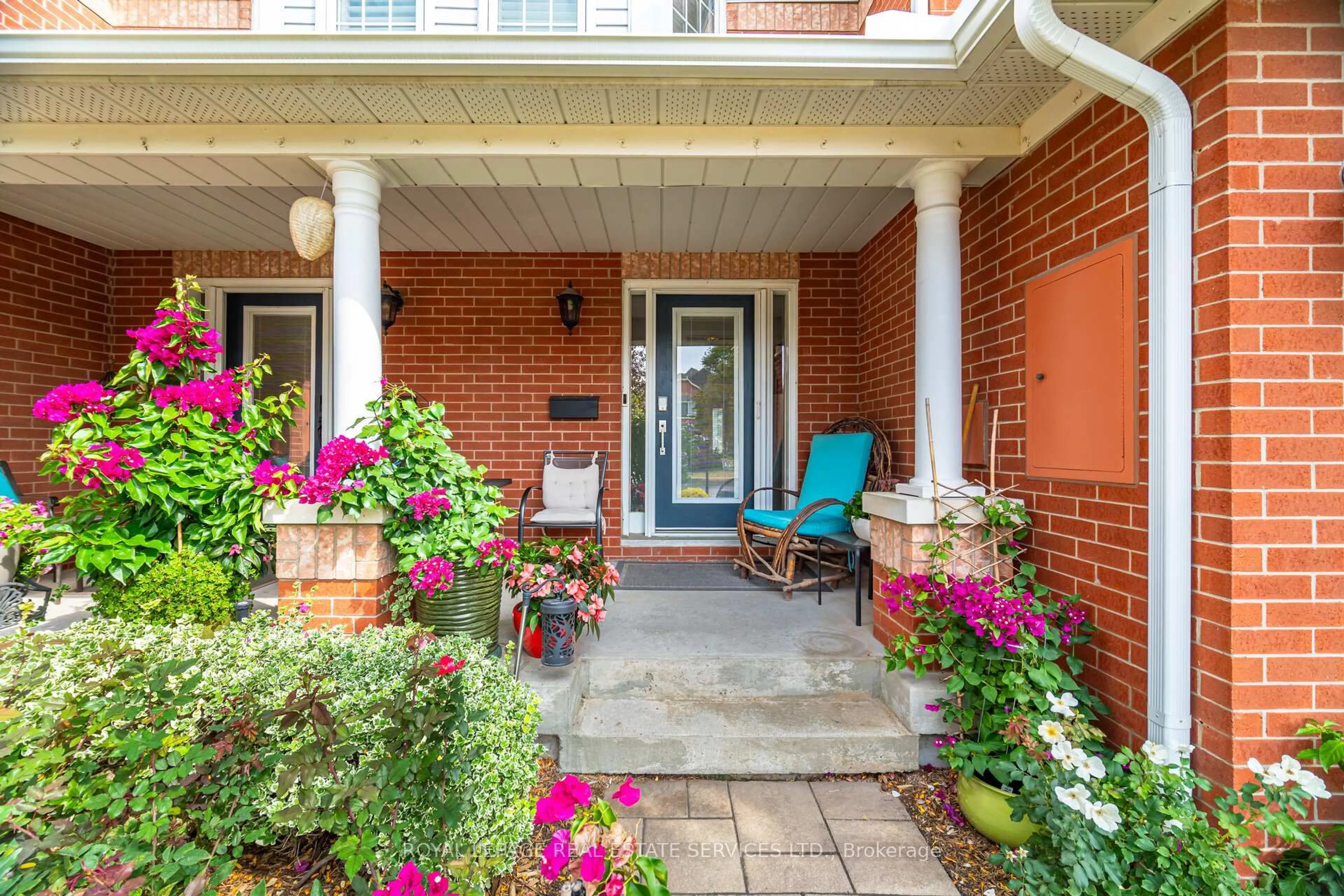 Unknown for 2145 Country Club Dr #28, Burlington Ontario L7M 4E5