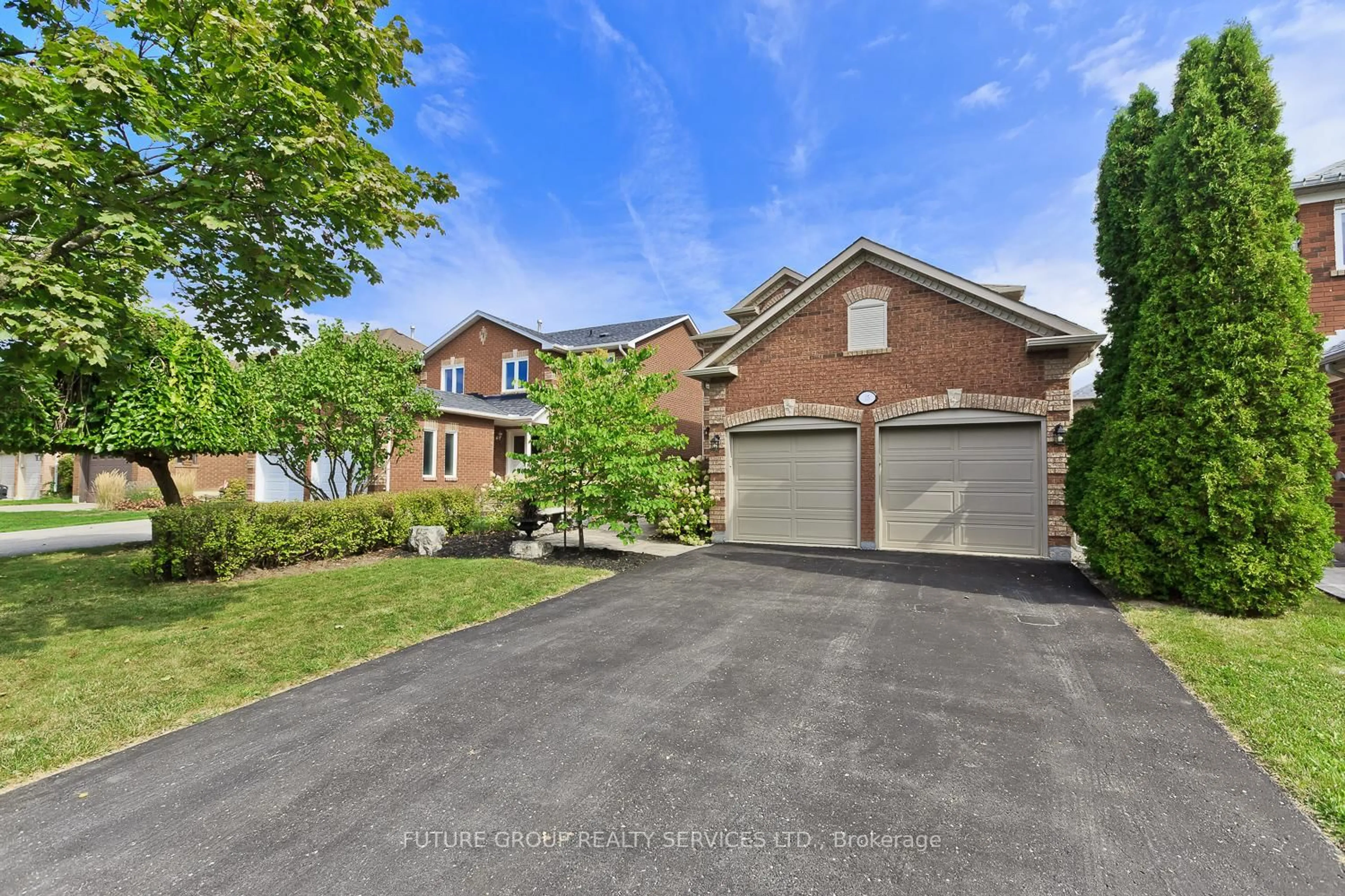 Home with brick exterior material, street for 35 Harrop Ave, Halton Hills Ontario L7G 5R4