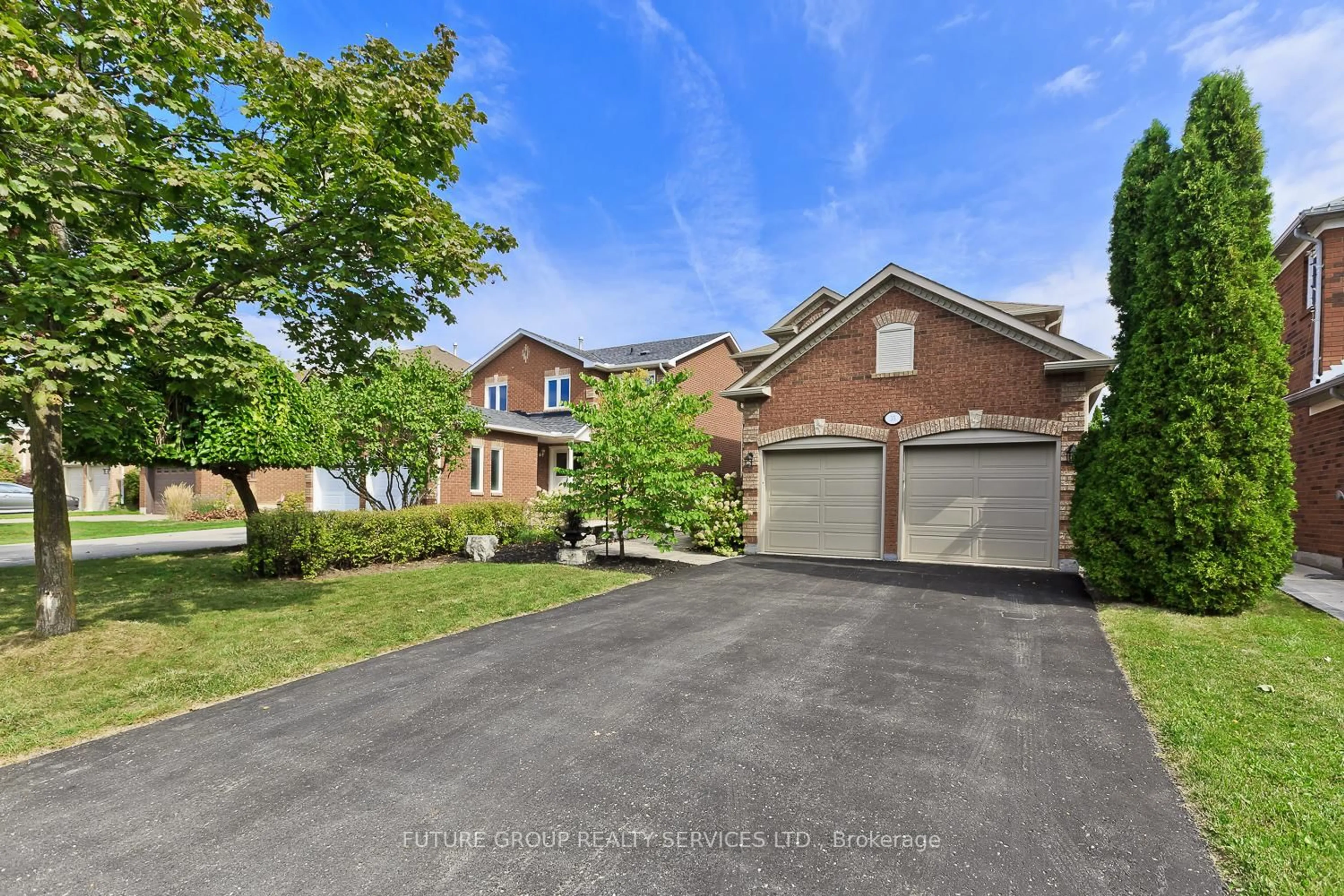 Unknown for 35 Harrop Ave, Halton Hills Ontario L7G 5R4
