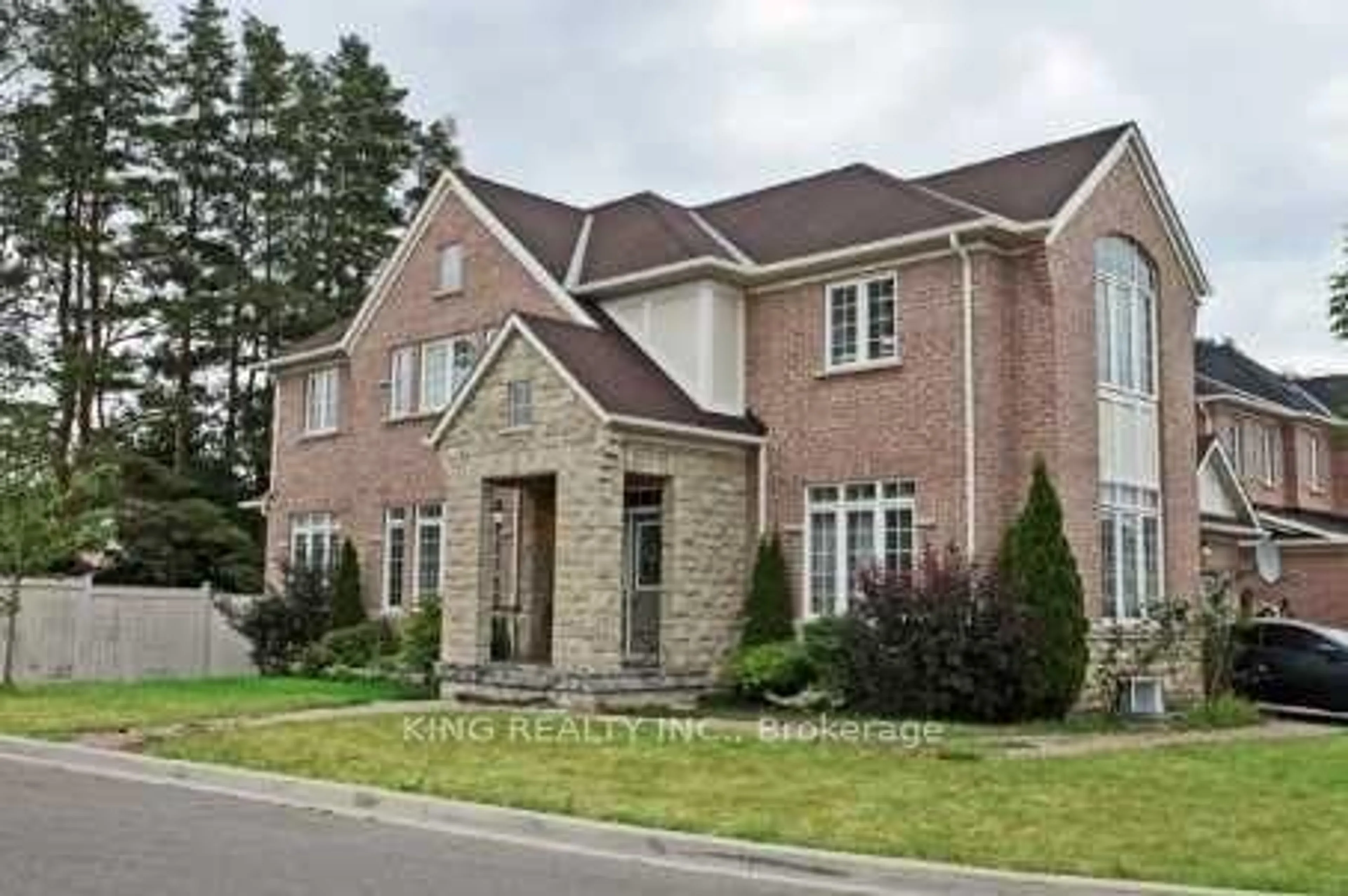 Home with brick exterior material, street for 3 Xavier Crt, Brampton Ontario L5Y 5S1