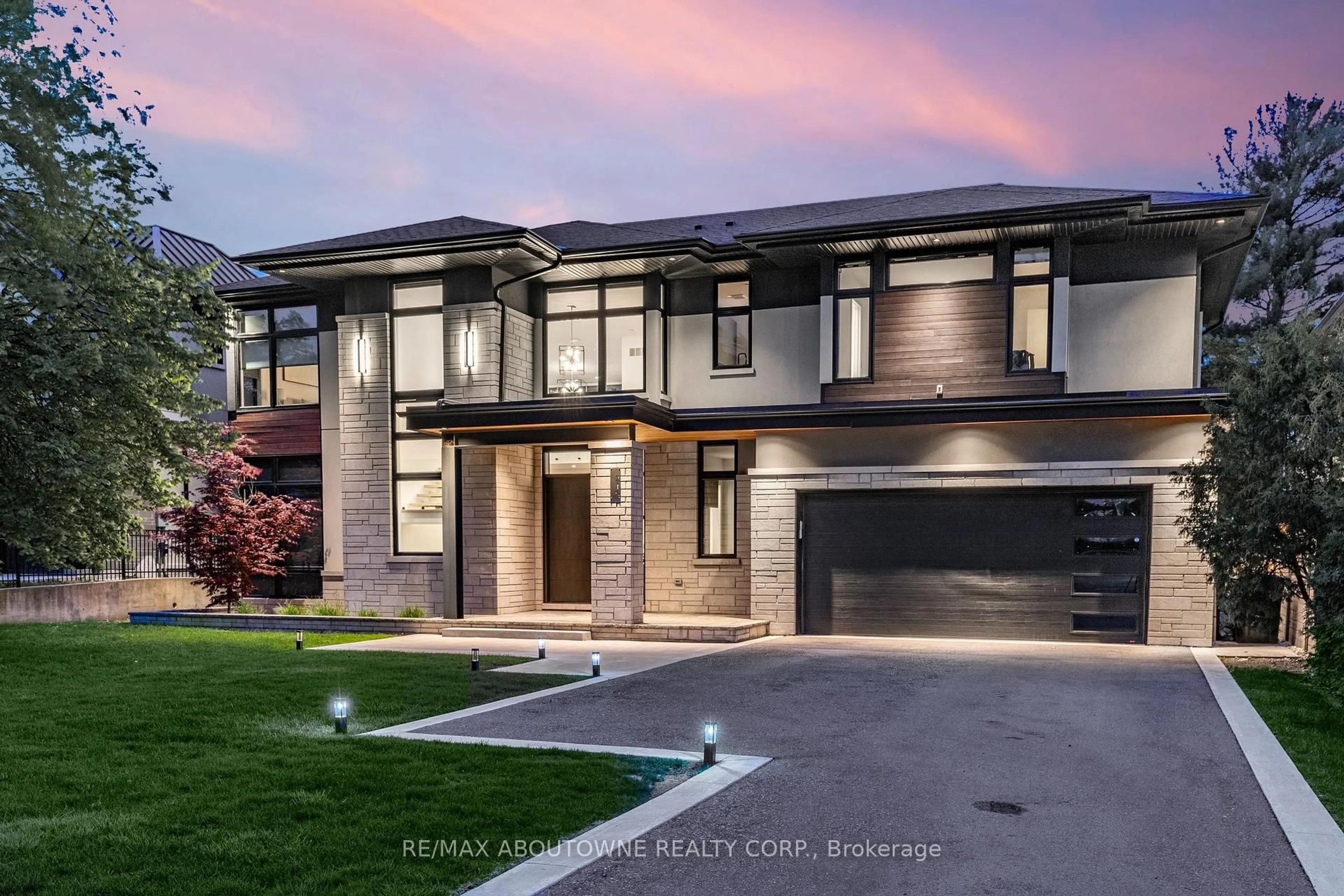 Home with brick exterior material, street for 215 Morden Rd, Oakville Ontario L6K 2S2