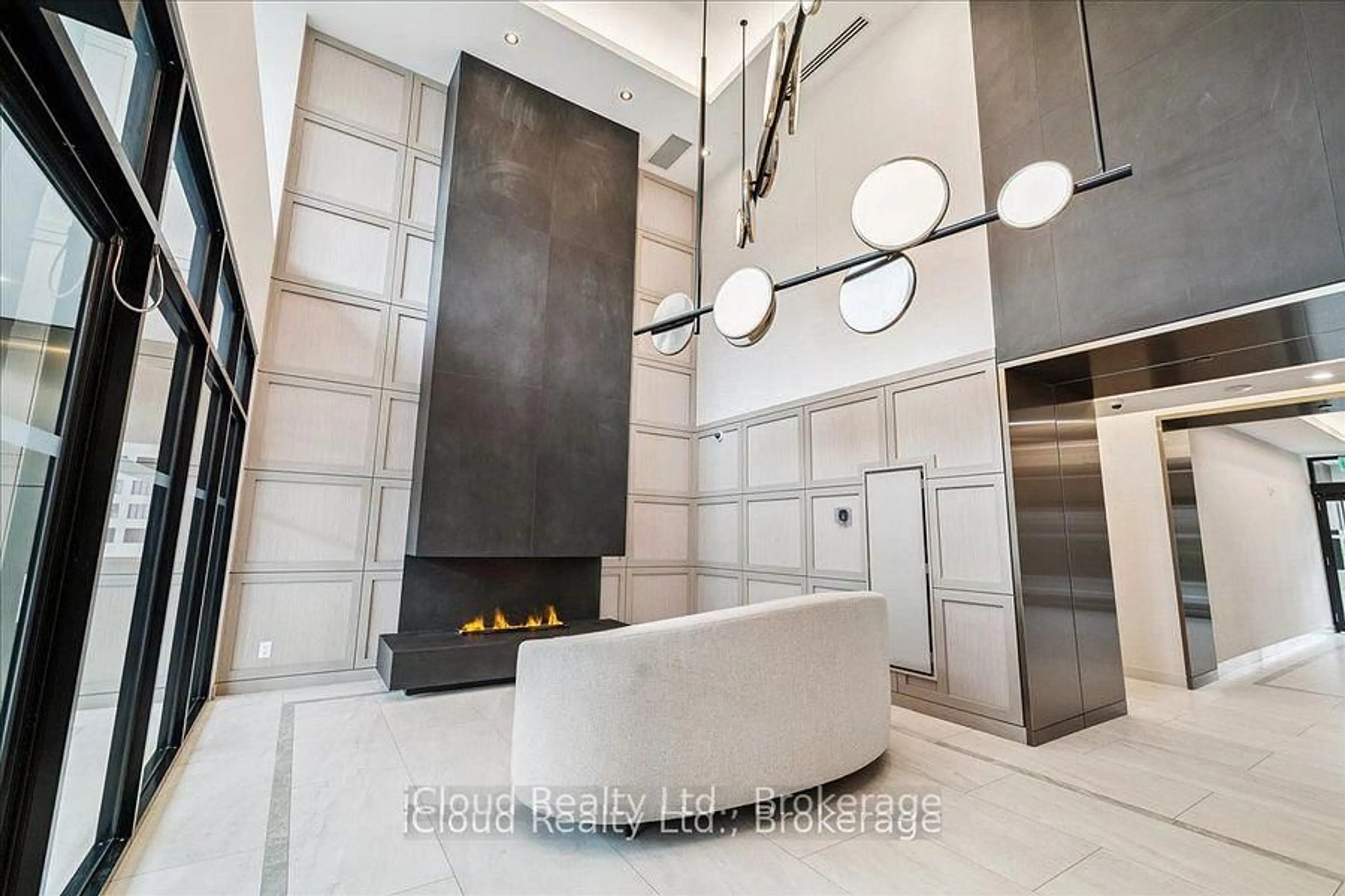 Unknown for 3285 Carding Mill Tr #101, Oakville Ontario L6M 5P8