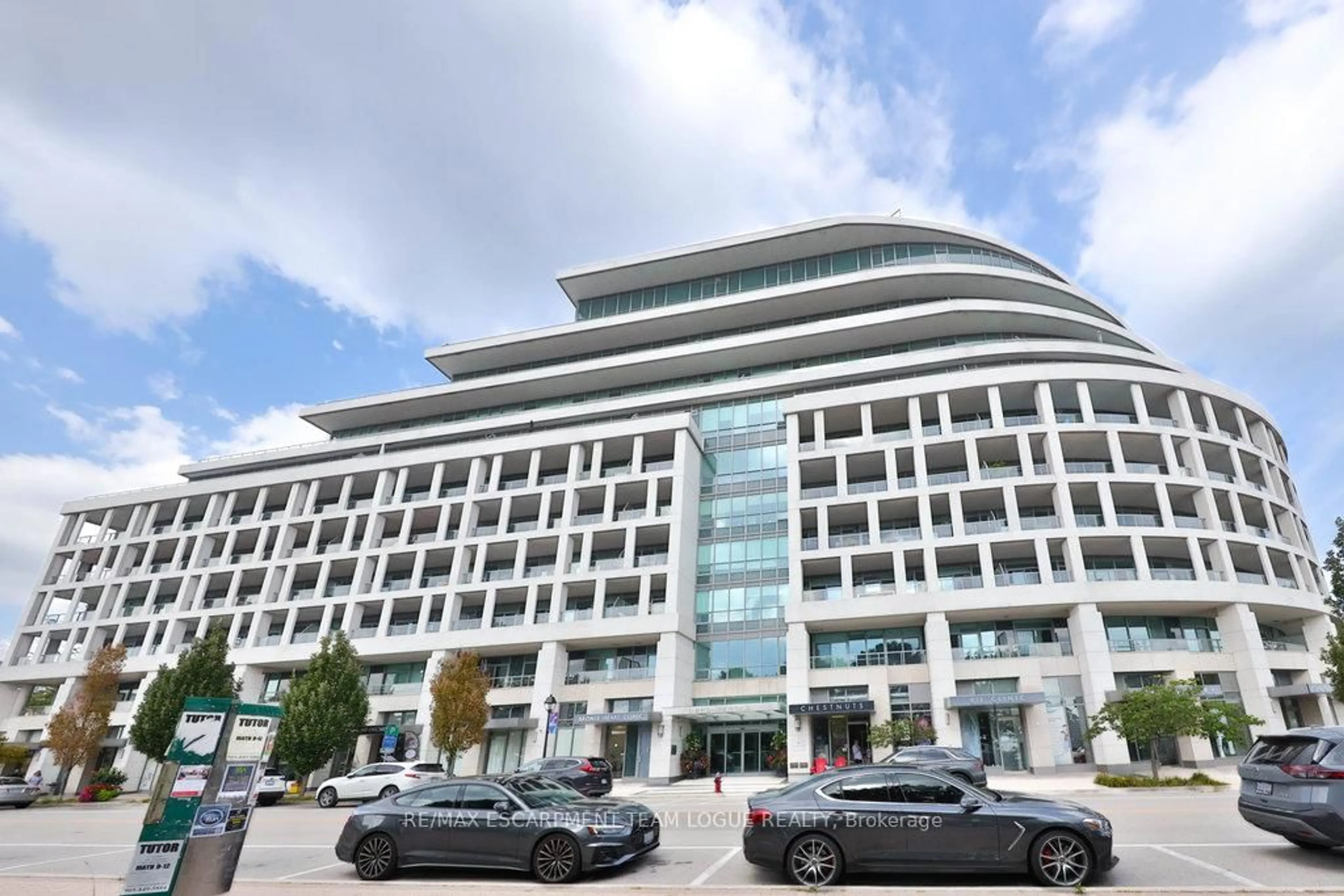 Lobby for 11 Bronte Rd #501, Oakville Ontario L6L 0E1