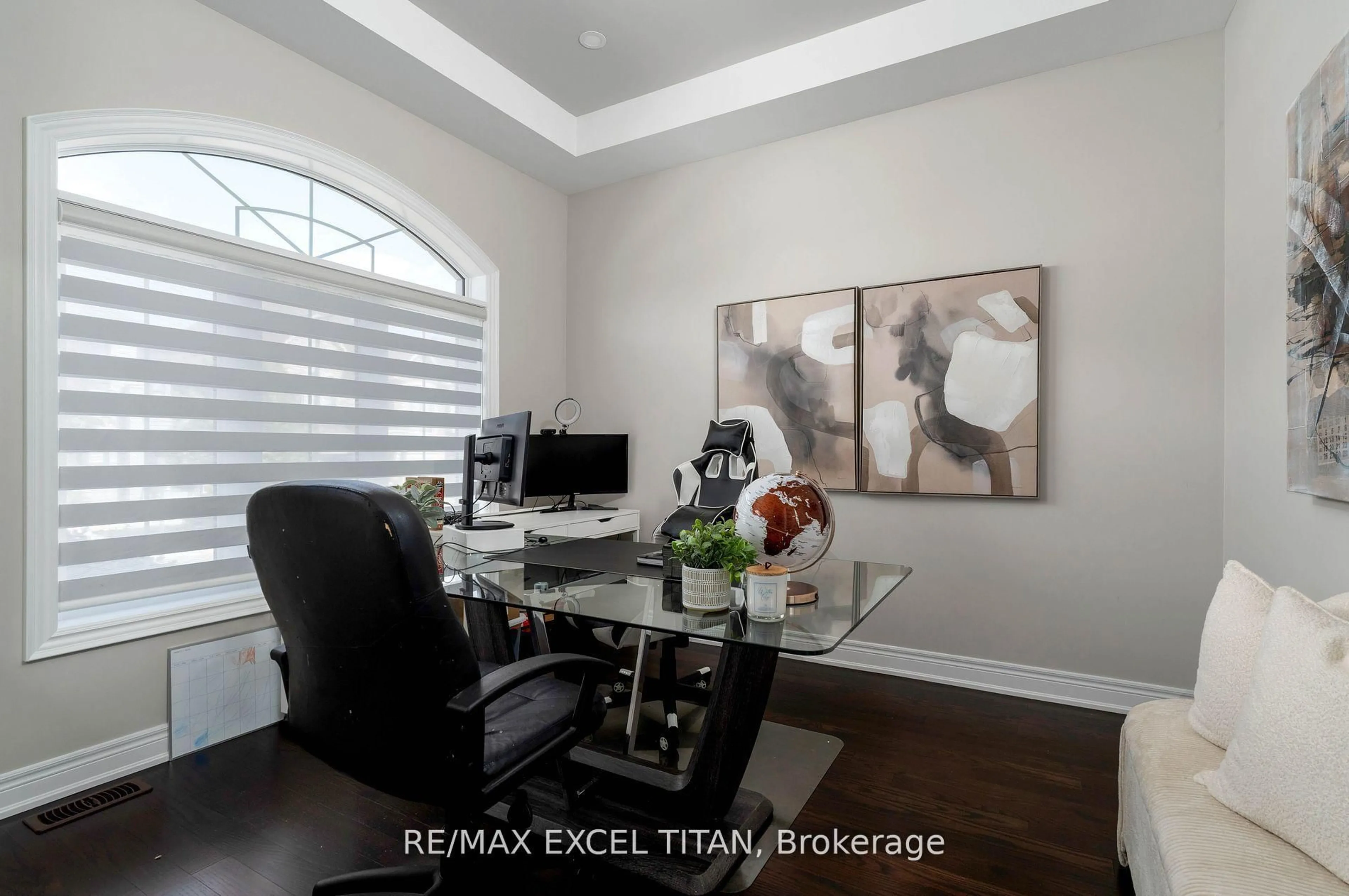 A pic of a room for 32 Longevity Rd, Brampton Ontario L6X 5P3
