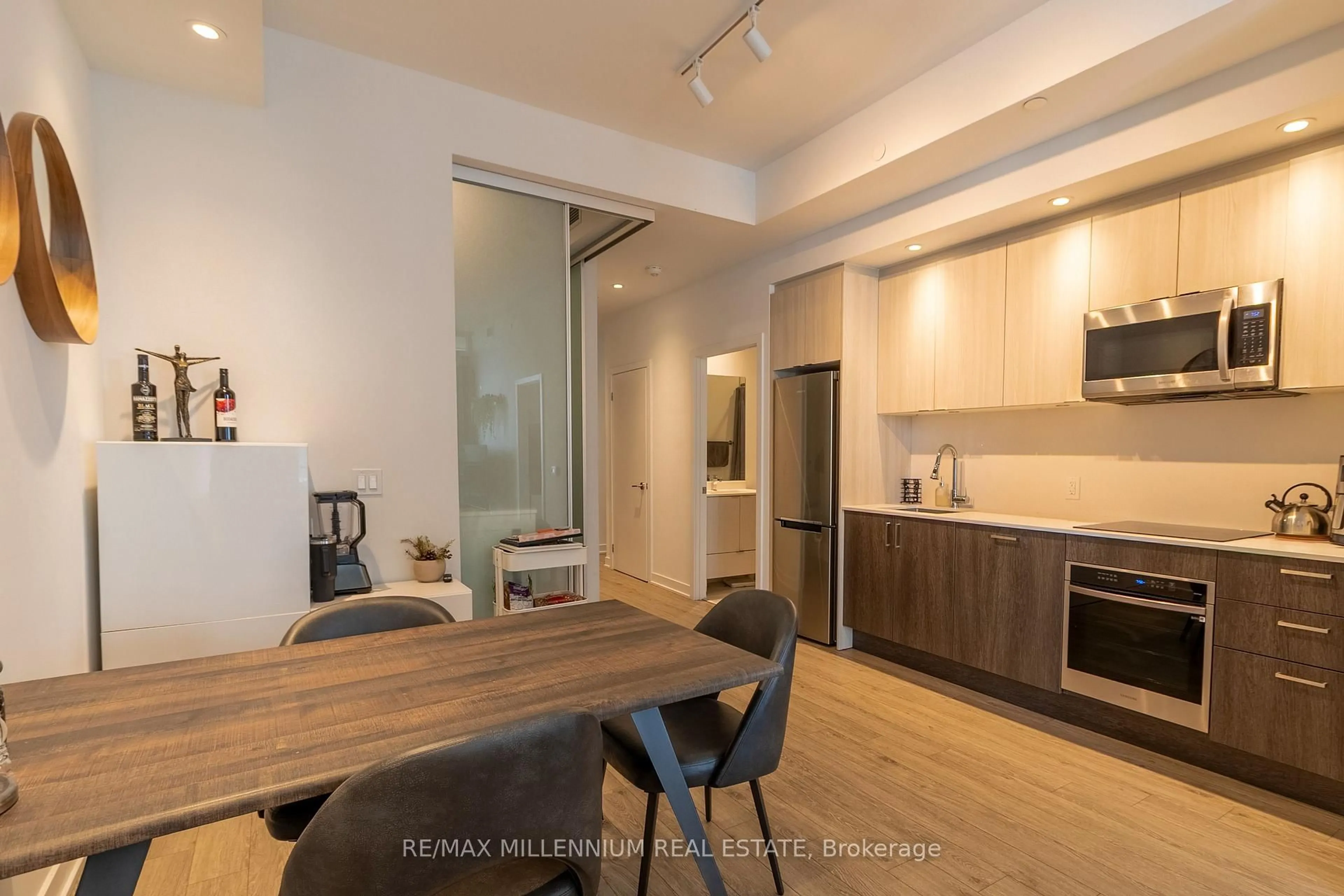 Unknown for 1928 Lakeshore Blvd #3205, Toronto Ontario M6S 0B1