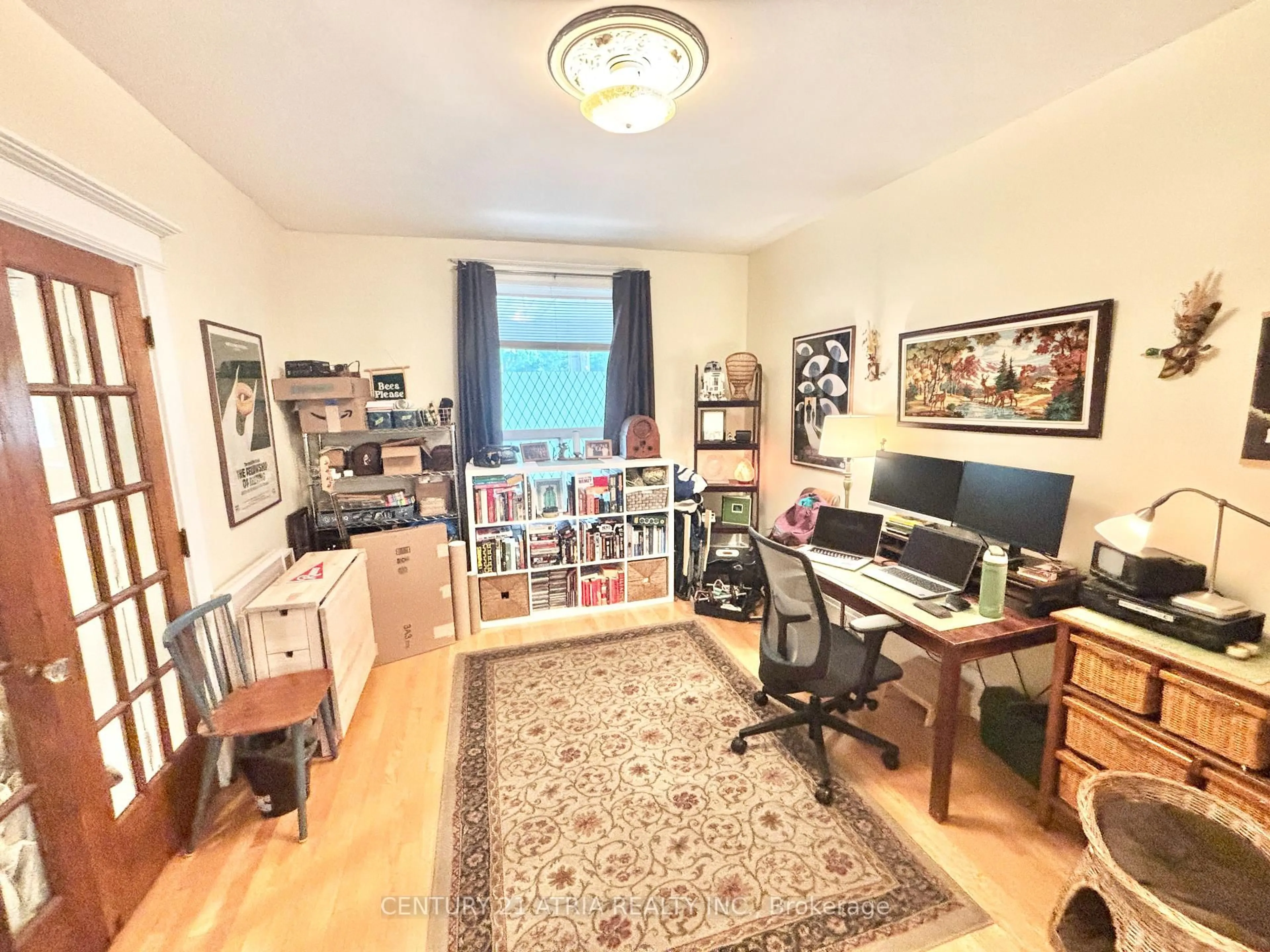 A pic of a room for 442 Runnymede Rd, Toronto Ontario M6S 2Z1