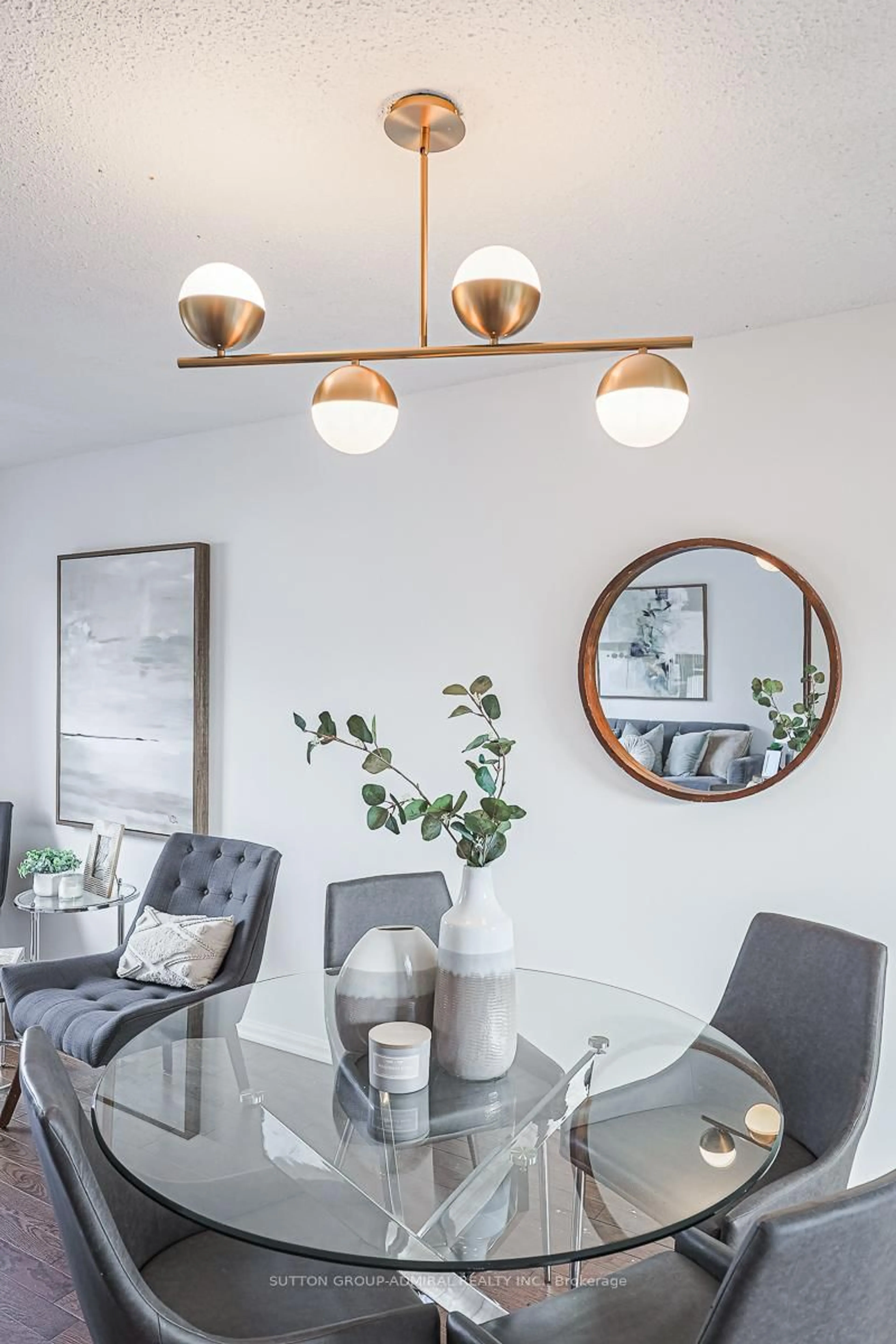 Dining room, wood/laminate floor for 38 Macassa Crt, Brampton Ontario L6Z 1B3