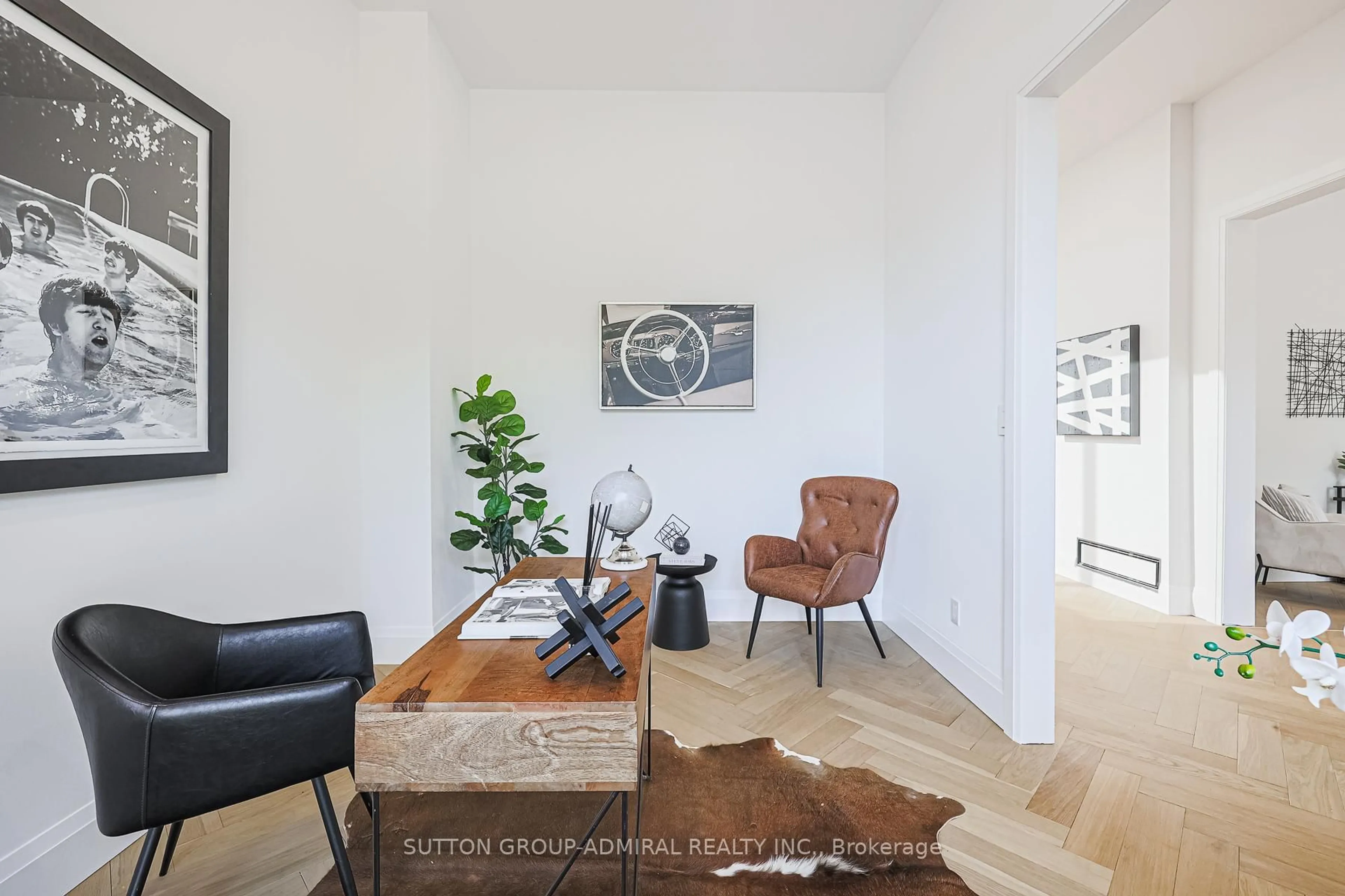 Unknown for 957 Dormer St, Mississauga Ontario L5E 1T7