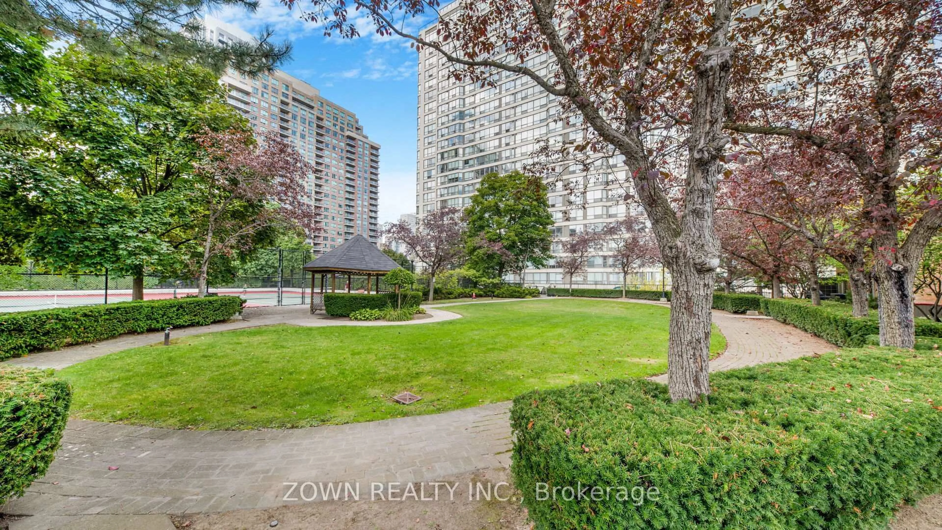 Unknown for 55 ELM Dr #805, Mississauga Ontario L5B 3Z3