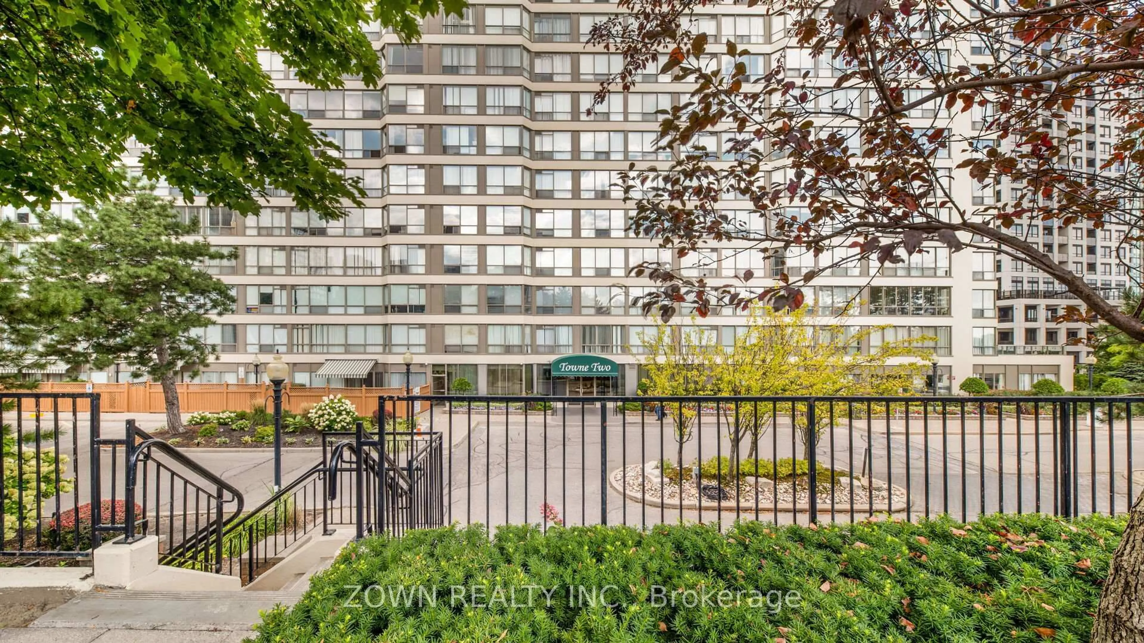 Unknown for 55 ELM Dr #805, Mississauga Ontario L5B 3Z3