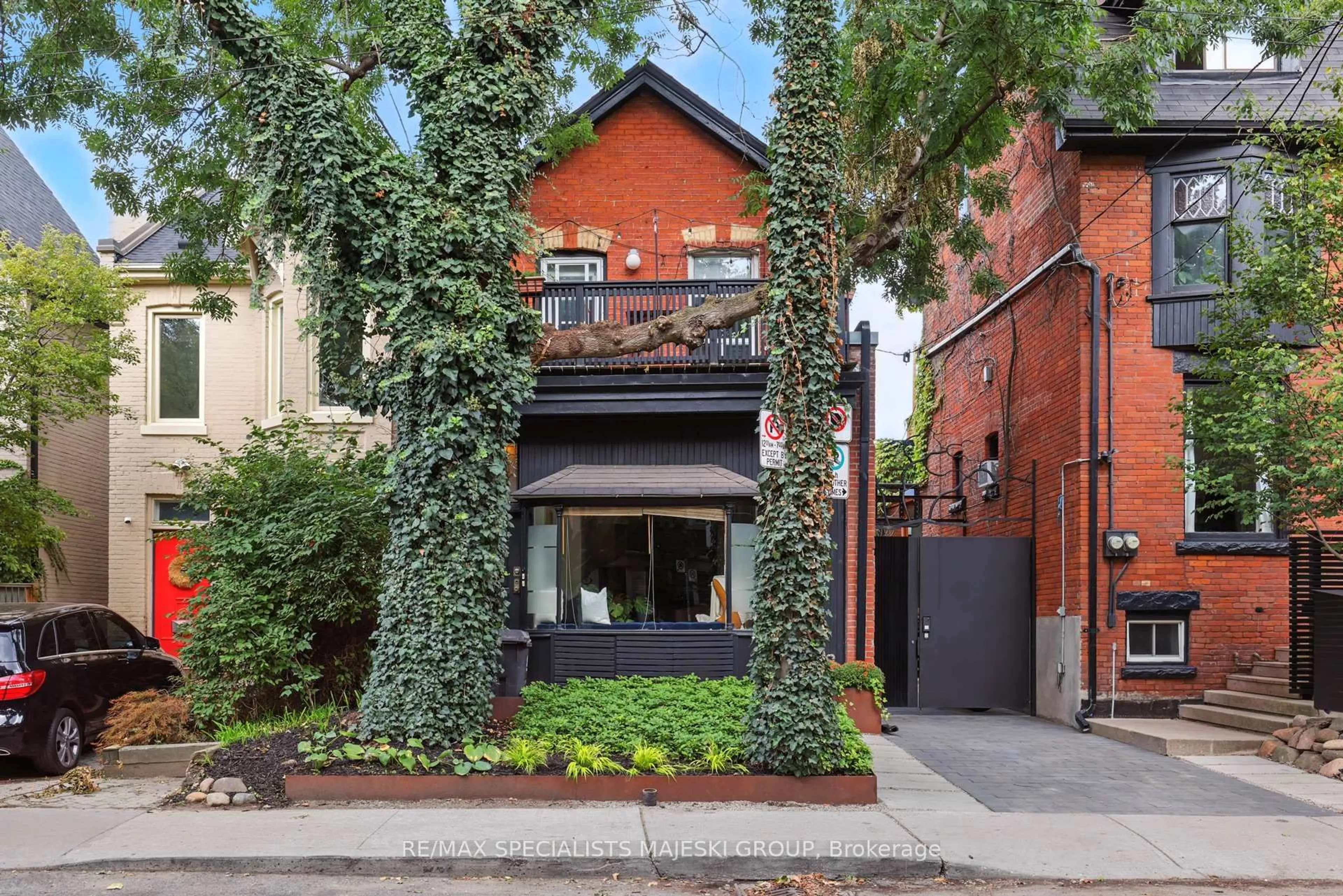 Patio, street for 69 Elm Grove Ave, Toronto Ontario M6K 2J2