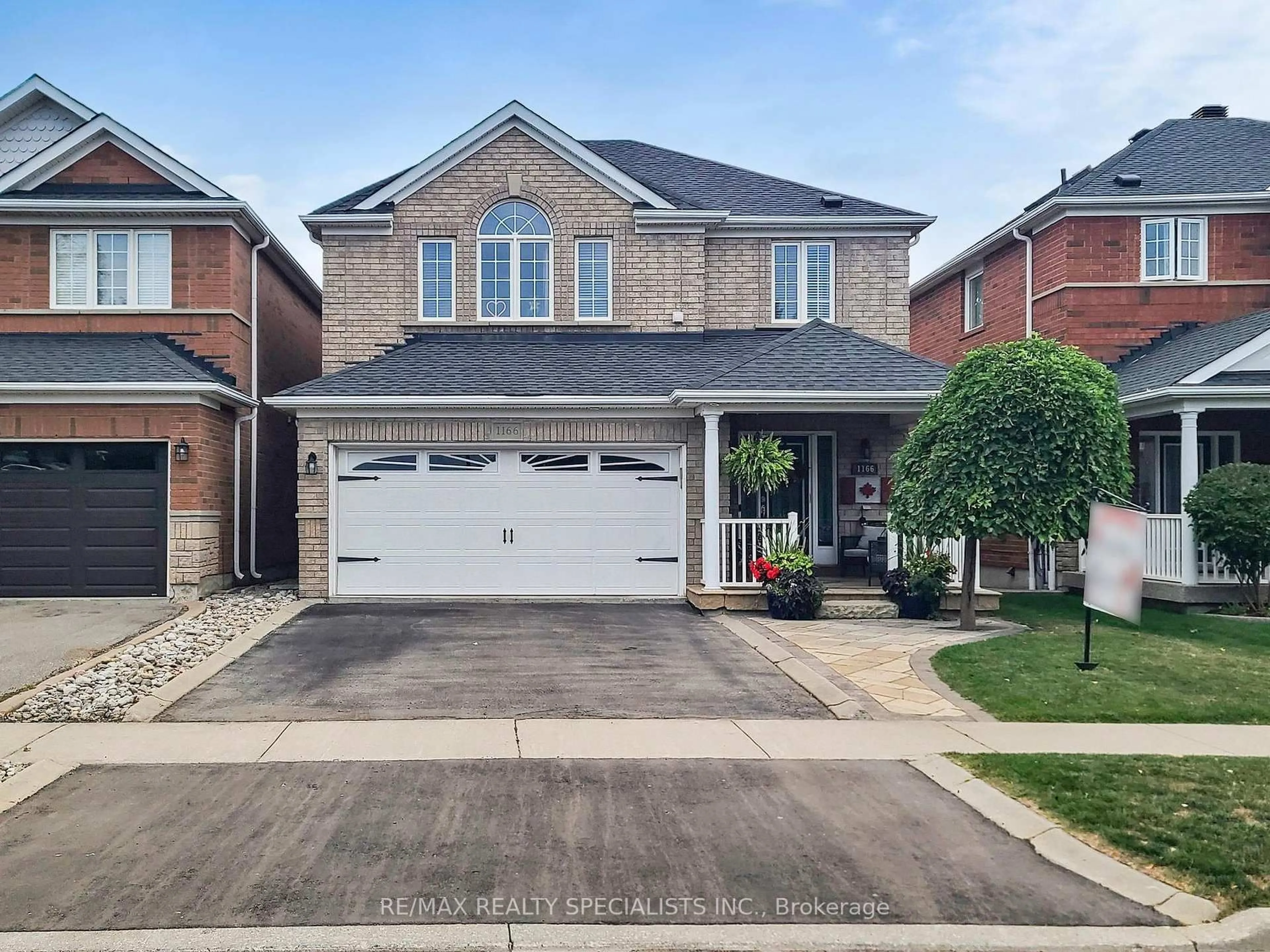 Home with brick exterior material, street for 1166 Costigan Rd, Milton Ontario L9T 6N8