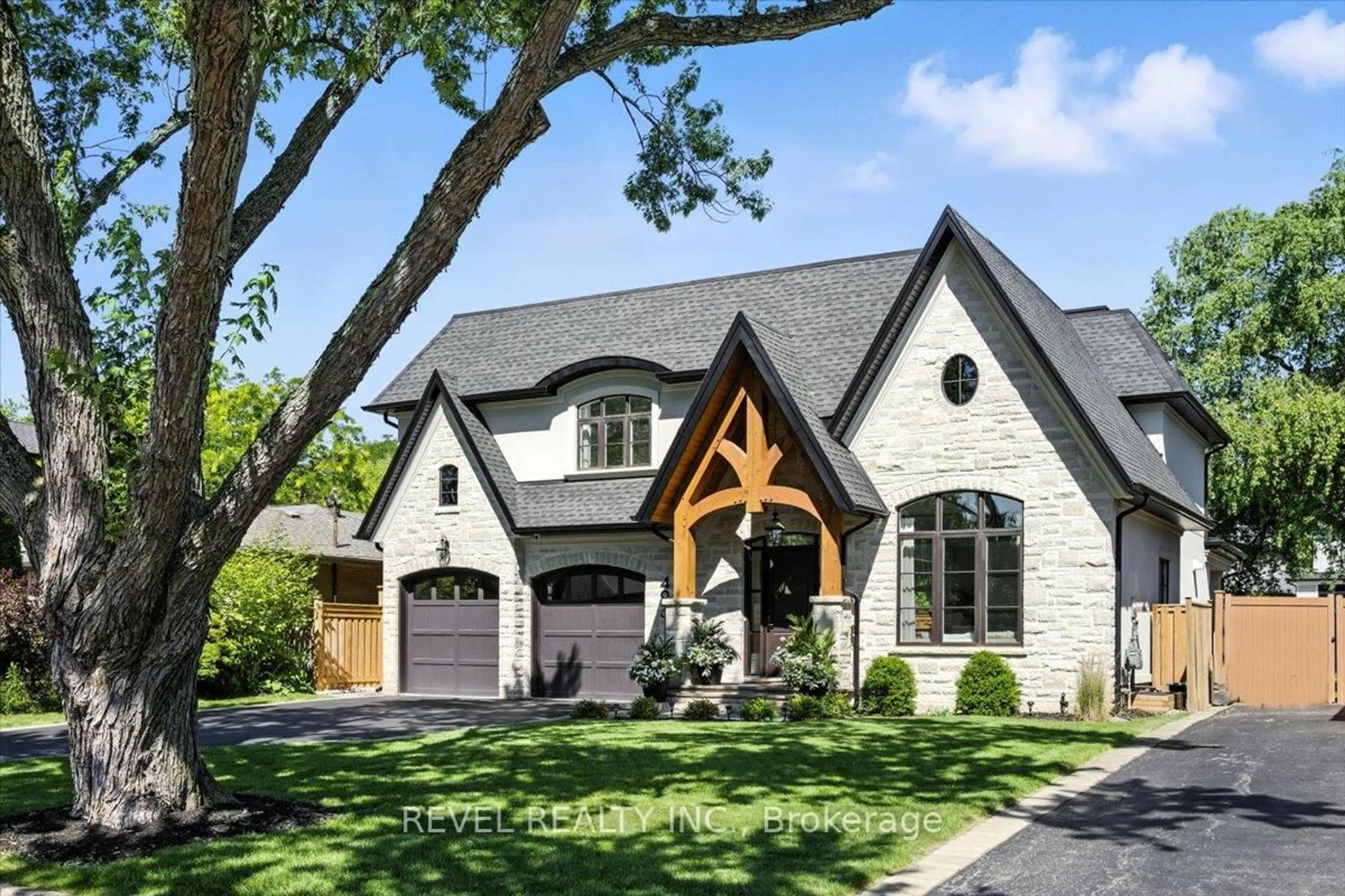 Home with brick exterior material, street for 493 Brookside Dr, Oakville Ontario L6K 1R4