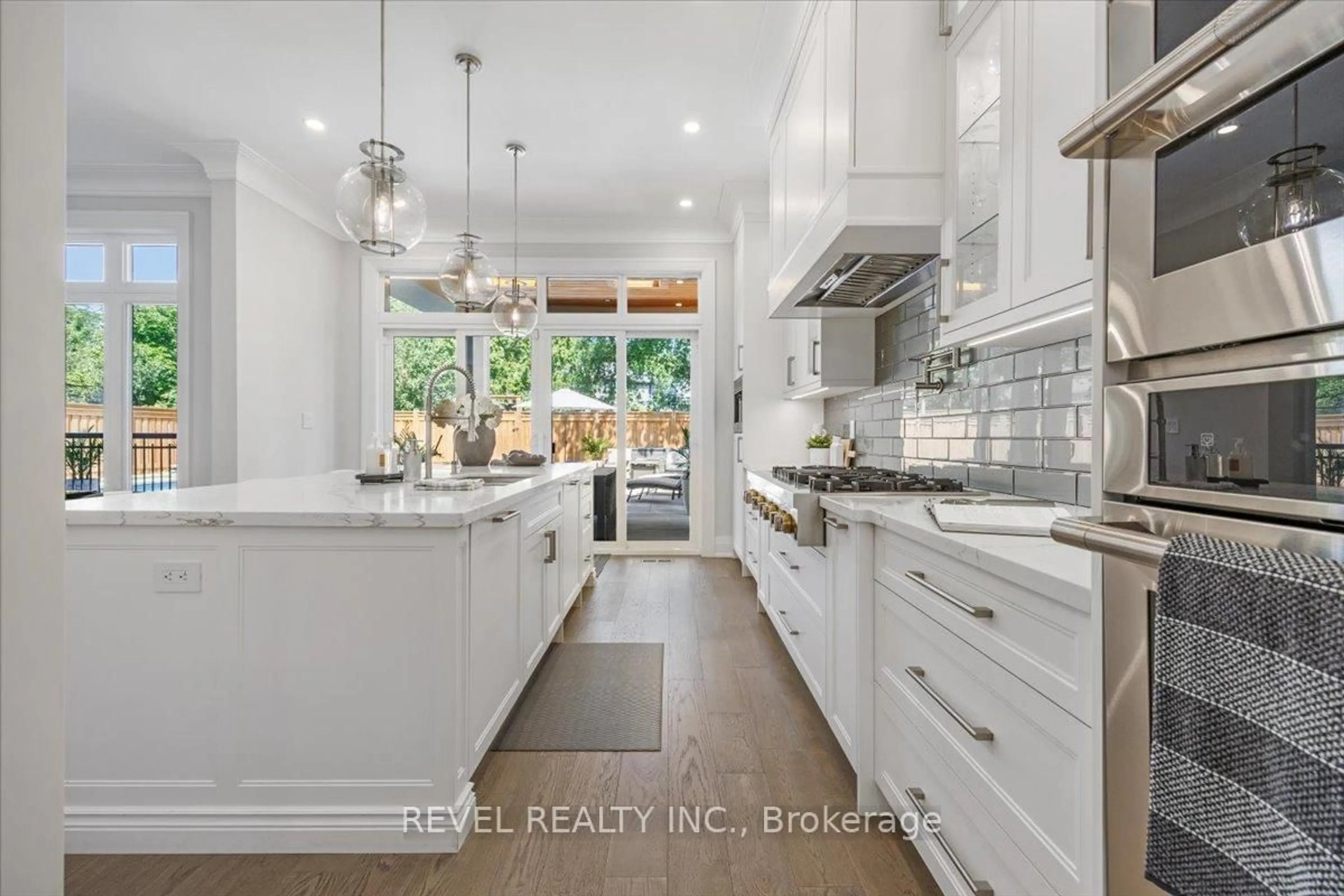 Contemporary kitchen, ceramic/tile floor for 493 Brookside Dr, Oakville Ontario L6K 1R4