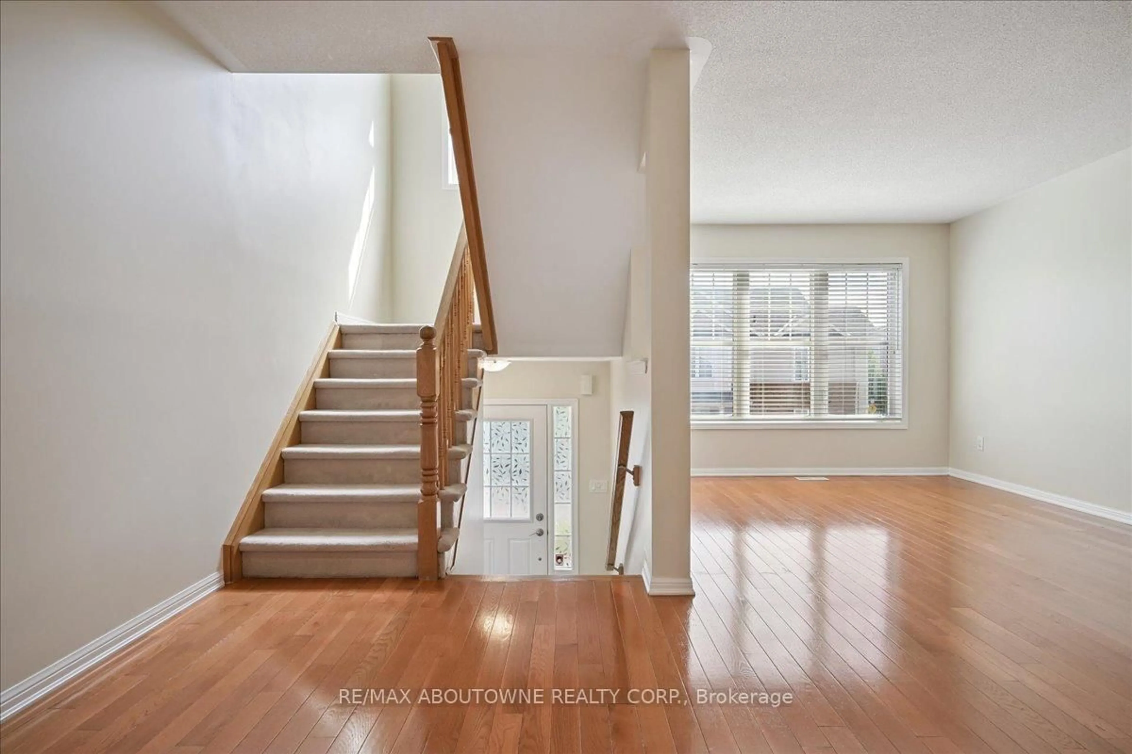 Unknown for 2389 Coho Way, Oakville Ontario L6M 0G6