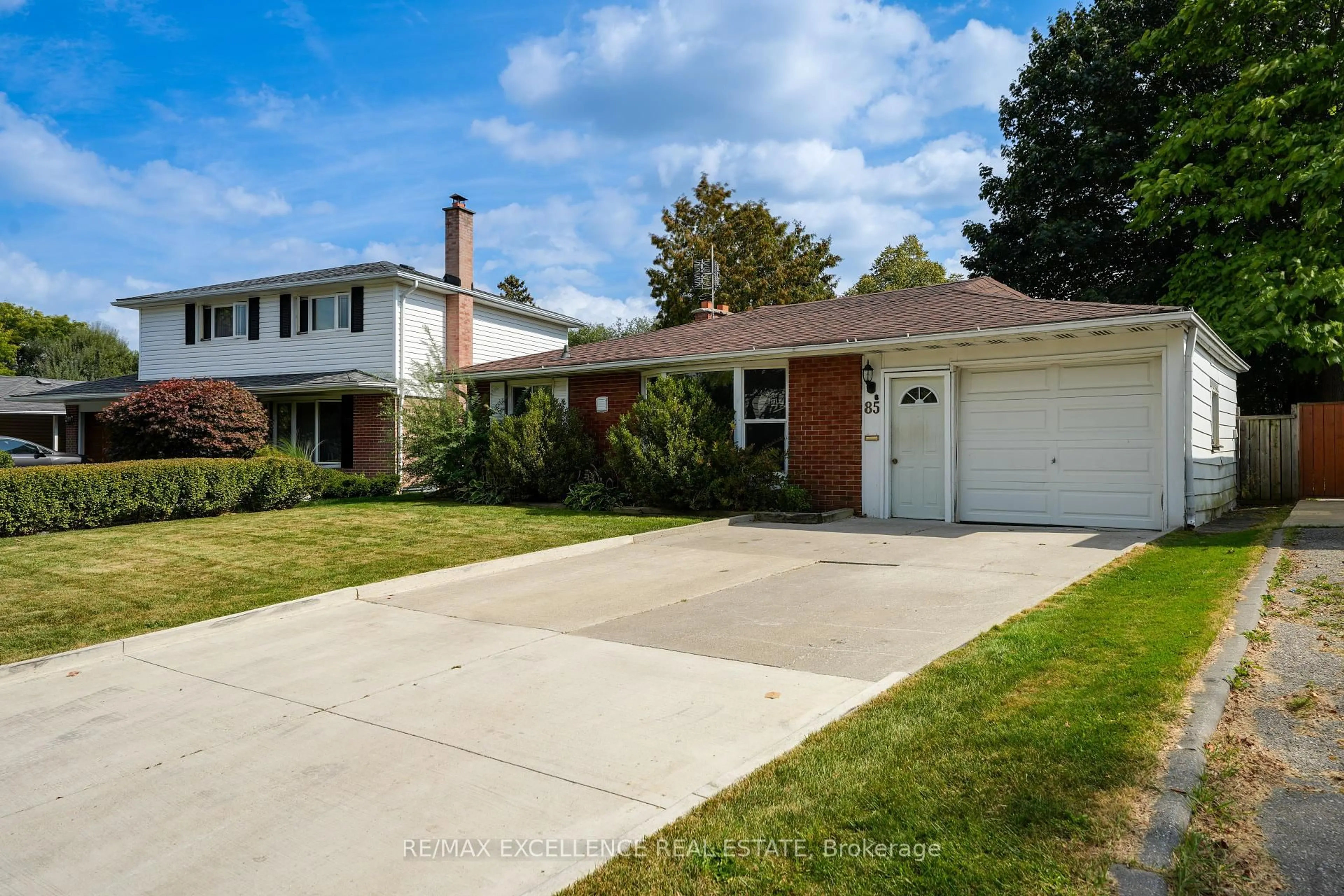 Home with brick exterior material, street for 85 Watson Cres, Brampton Ontario L6W 1E5