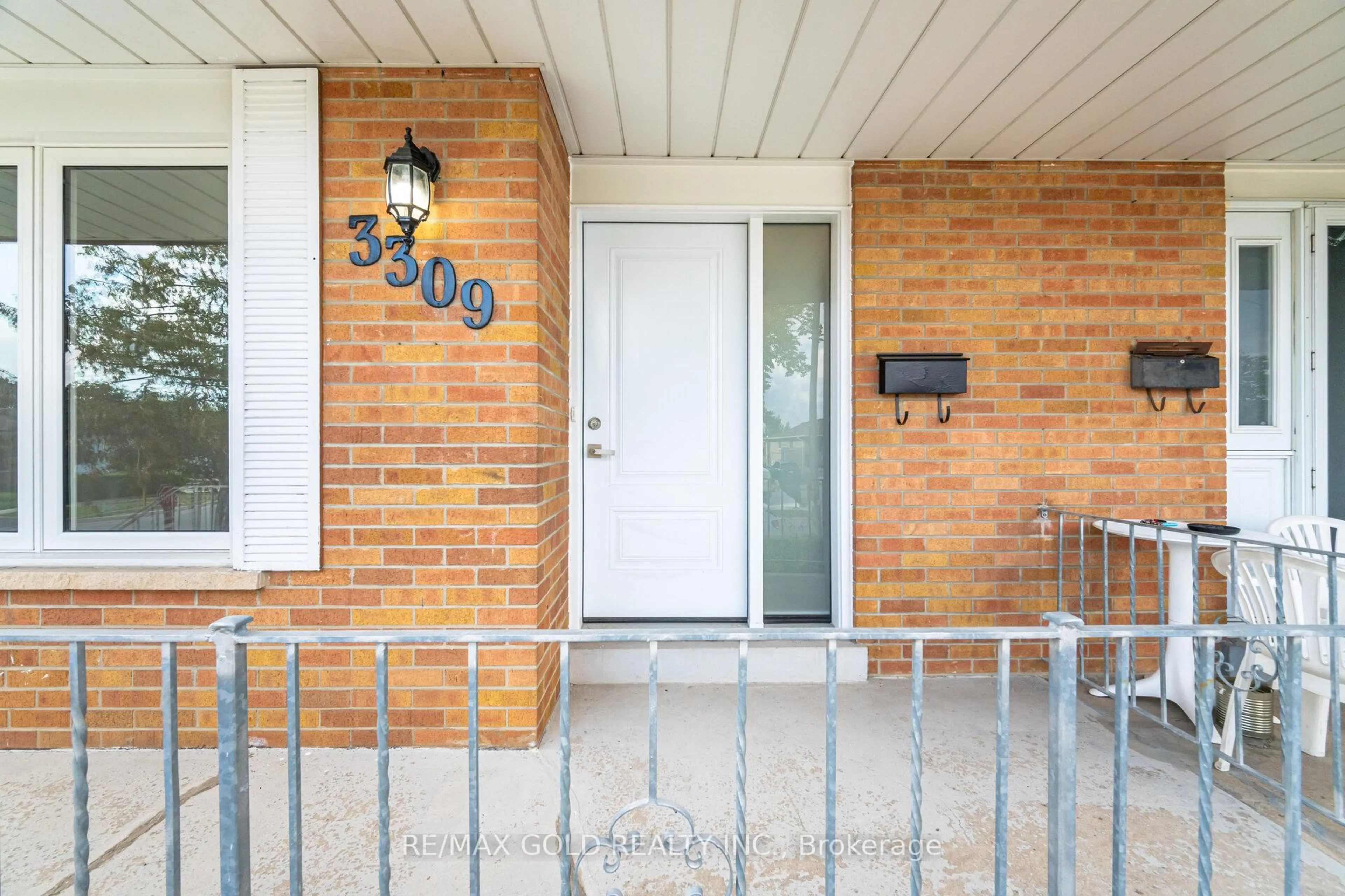 Unknown for 3309 Jolliffe Ave, Mississauga Ontario L4T 1V6