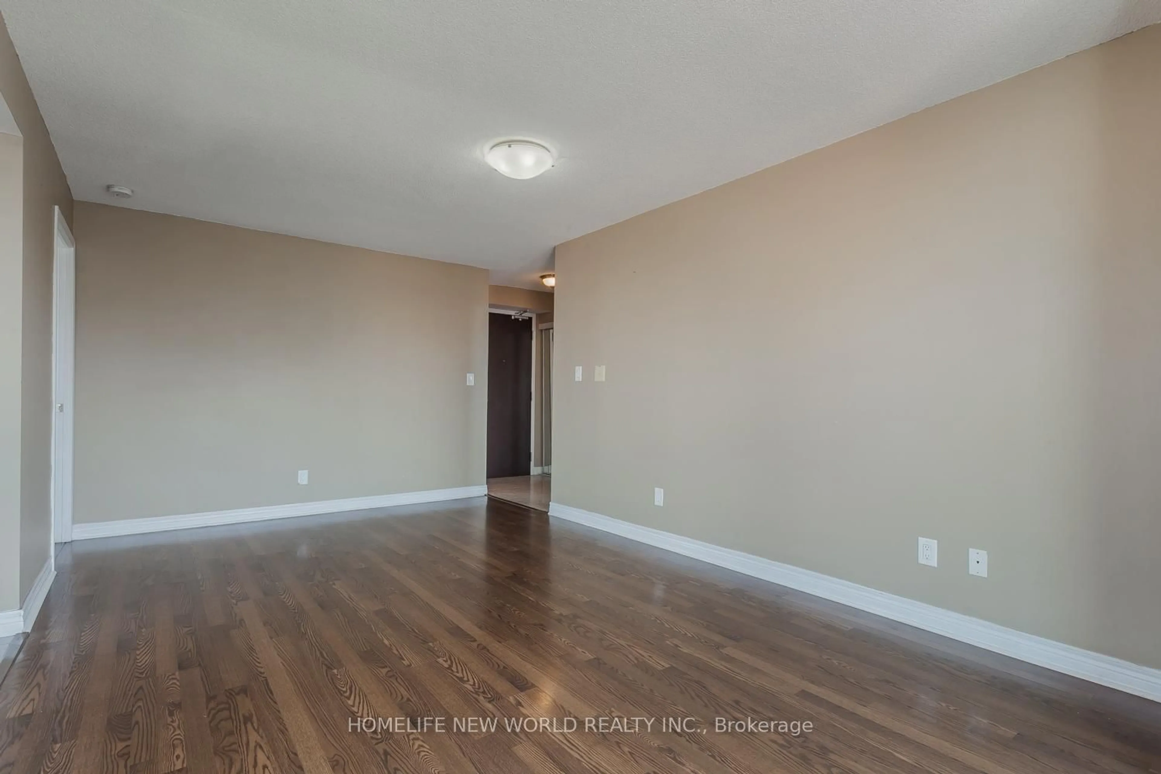 A pic of a room for 208 Enfield Pl #2108, Mississauga Ontario L5B 0B8